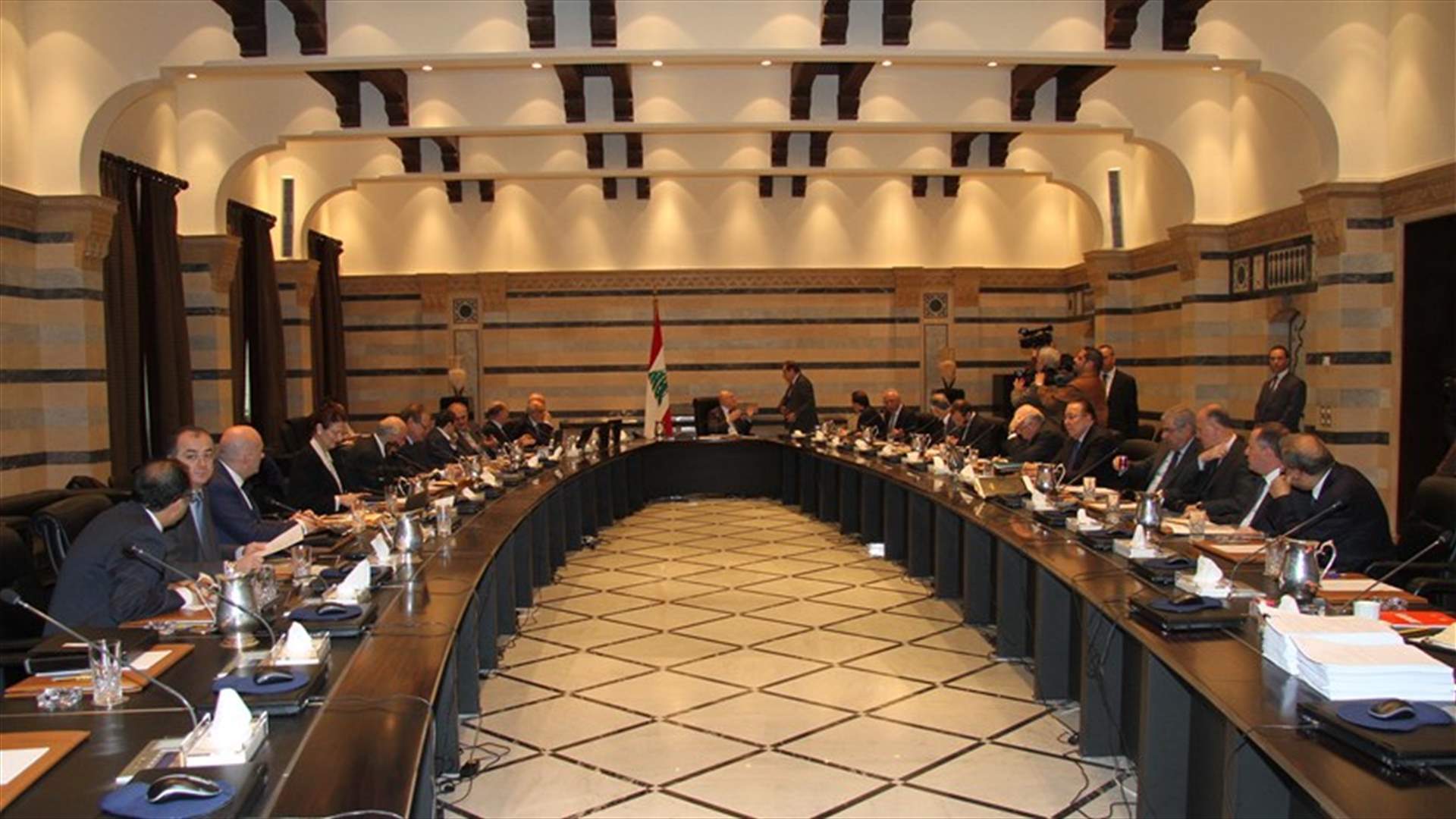 الحكّام الأرجوزات