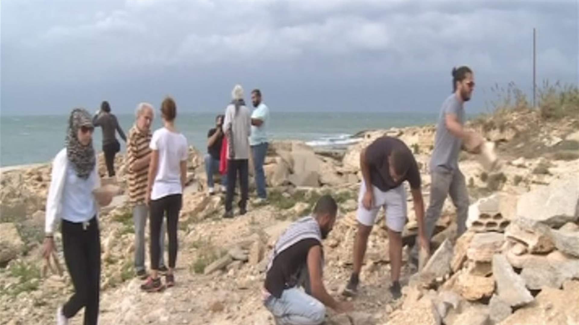 "ارفعوا مخلفات الفساد عن داليتنا"