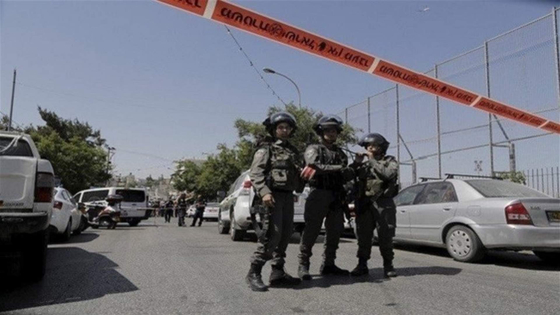 اصابة اسرائيلية بعملية طعن واعتقال المنفذ جنوب الضفة الغربية