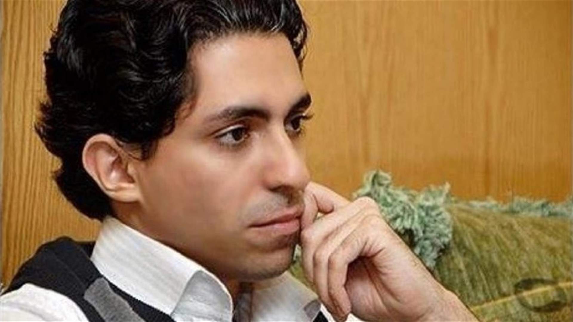 بعد الحكم عليه بتهمة الإساءة للإسلام... رائف بدوي يفوز بجائزة ساخاروف لحرية الفكر