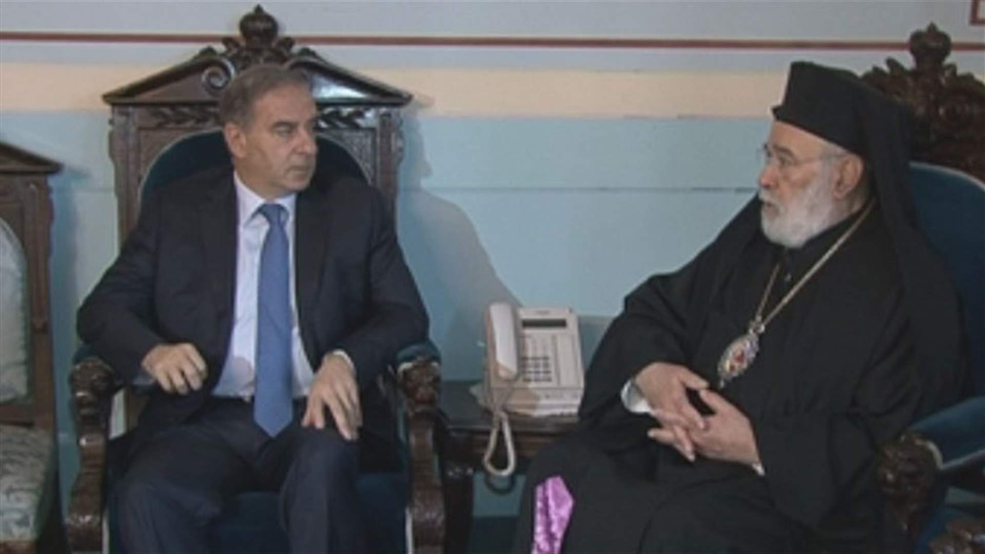 فرعون بعد لقائه عودة: لا يمكننا ان نبقى بشلل كامل