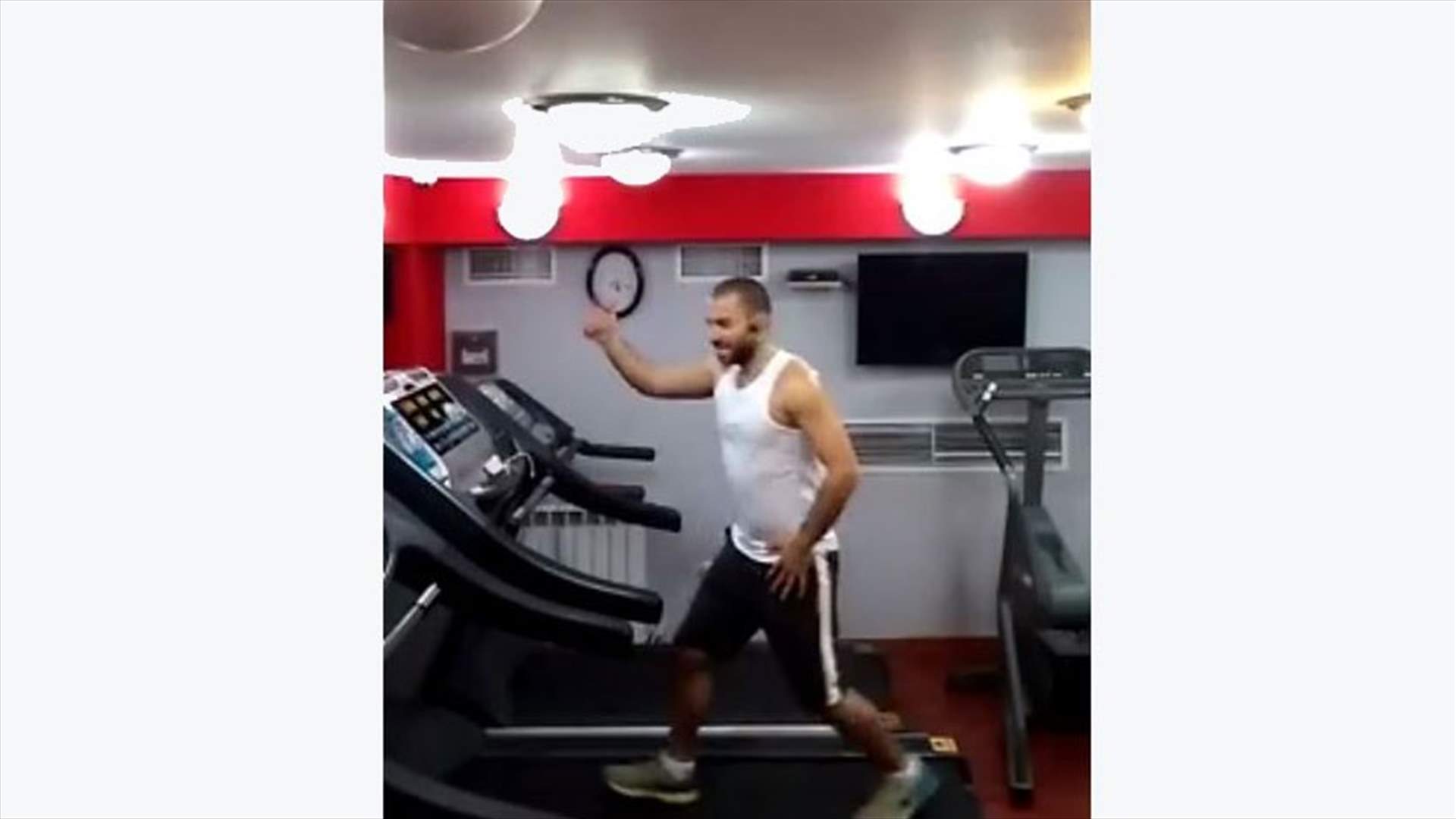 بالفيديو: شاب "يدبك" على الـTreadMill 