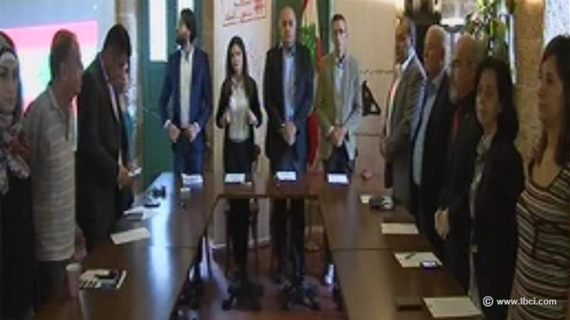 "البلدية نِصّ البلد"