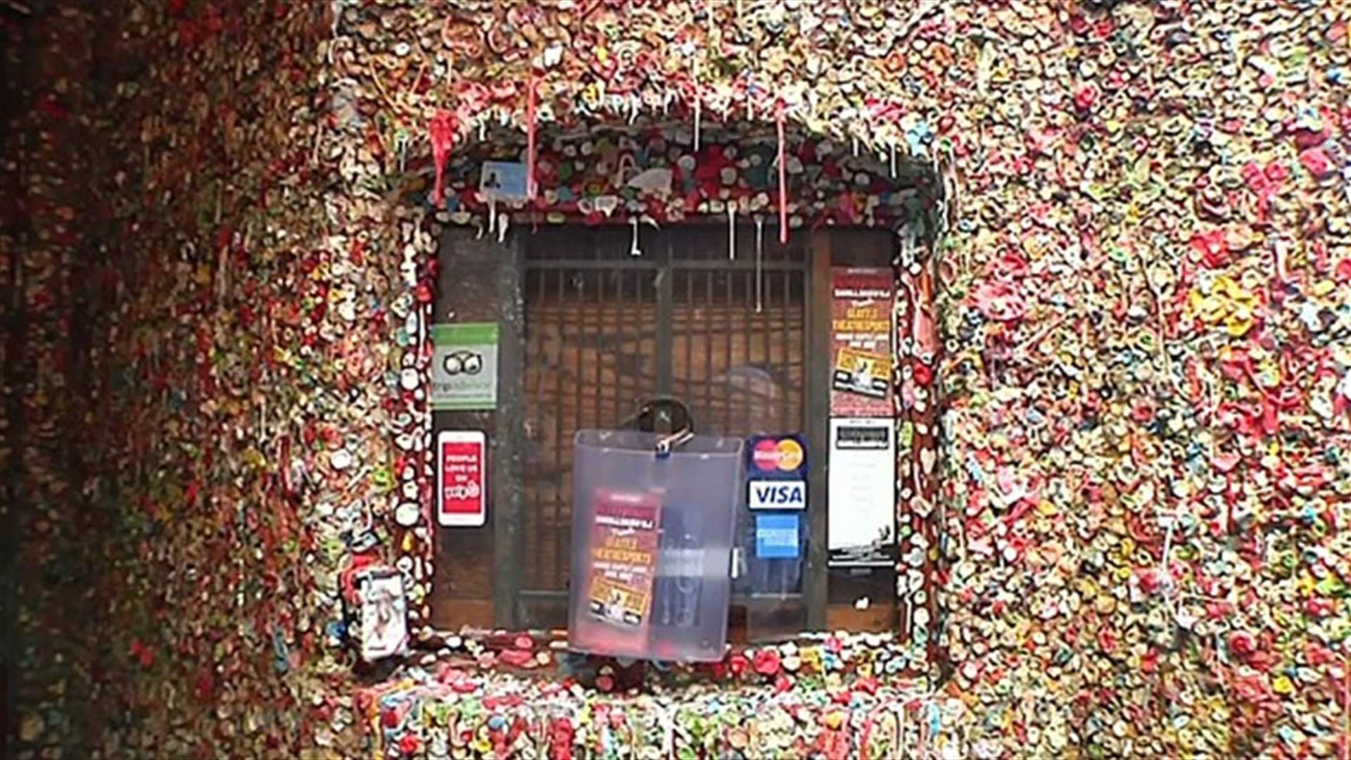 [PHOTOS] 20 Years Worth Of Gums Scrapped Off Seattle’s Famous “Gum Wall”