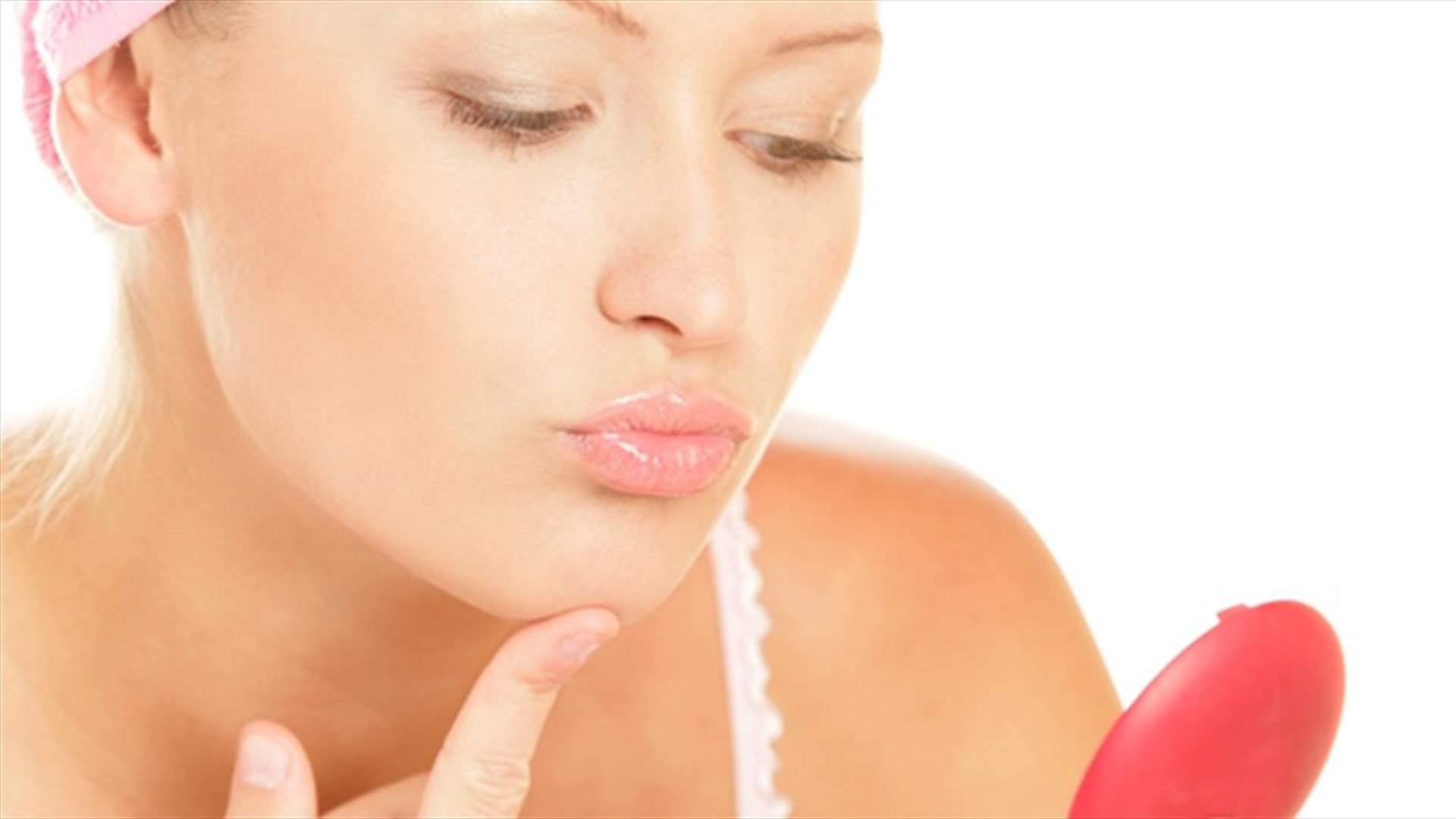 لهذه الأسباب لا تزال الرؤوس السوداء تظهر في وجهكِ