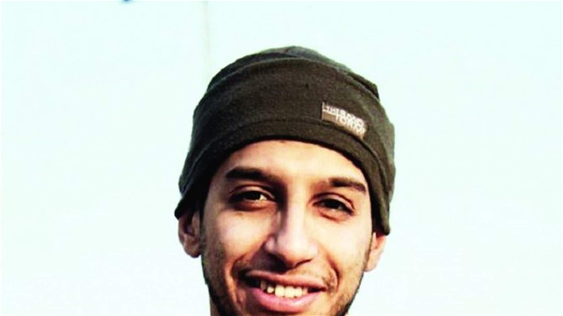 Suspected mastermind of Paris attacks killed in raid, says France