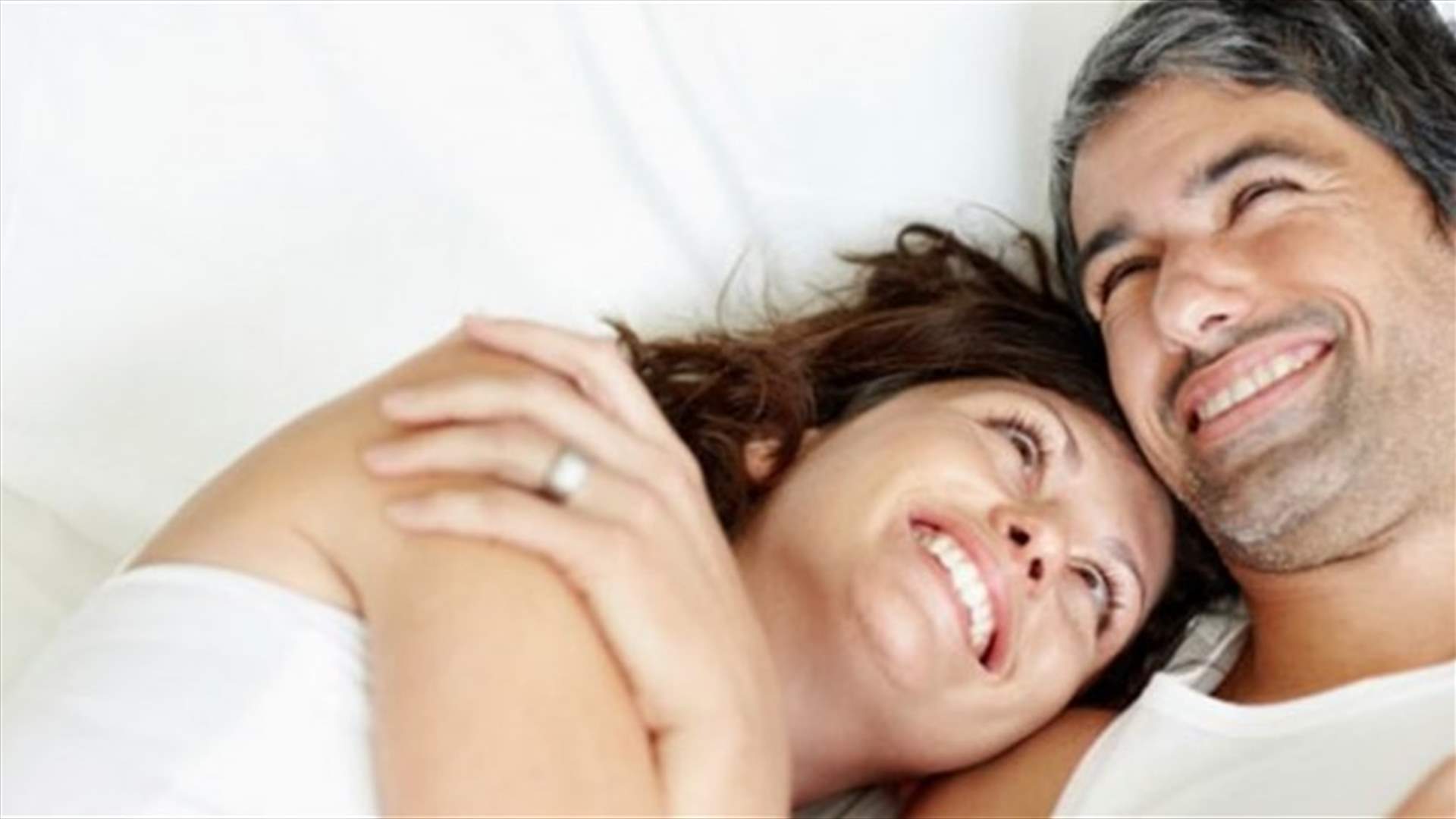 خطوات لإثارة الزوج في الفراش