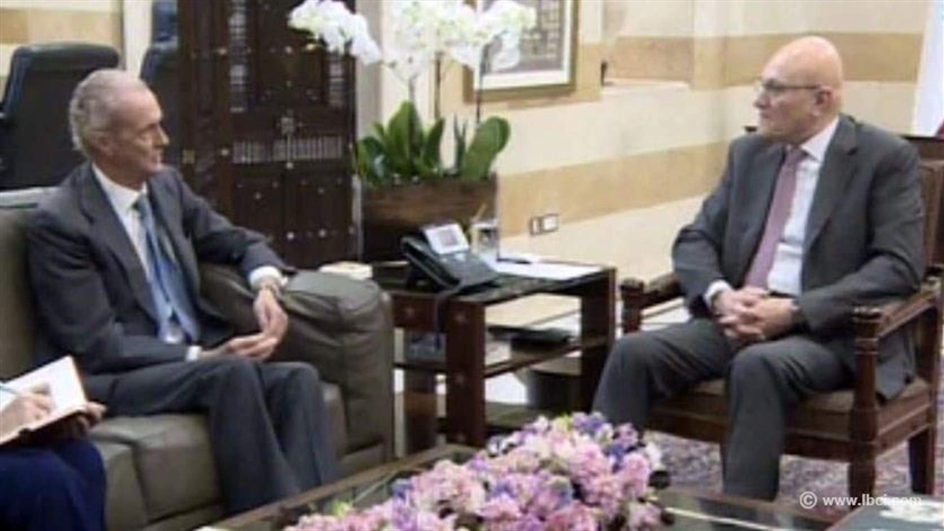 وزير الدفاع الإسباني: مستعدون للتعاون مع لبنان في كل المجالات لمساعدته