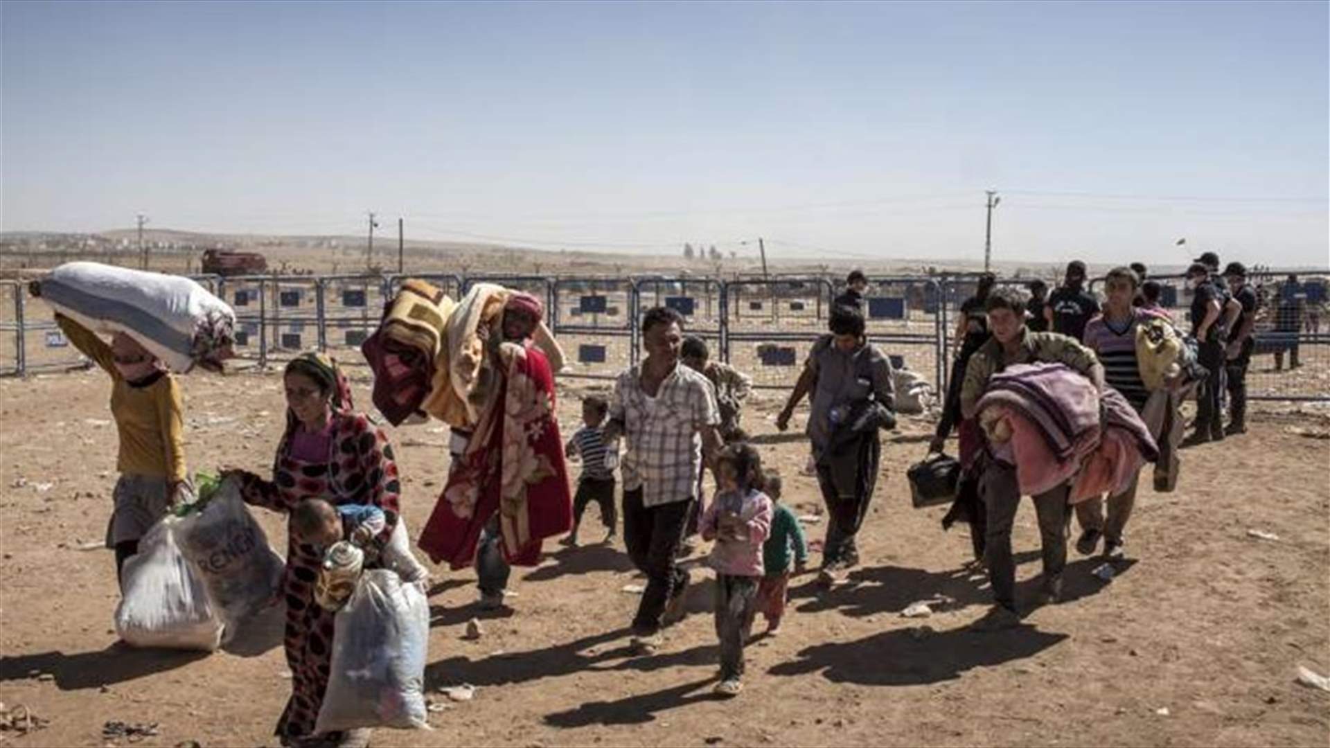 فرنسا: على الاتحاد الاوروبي ان يعلن انه غير قادر على استقبال المزيد من المهاجرين 