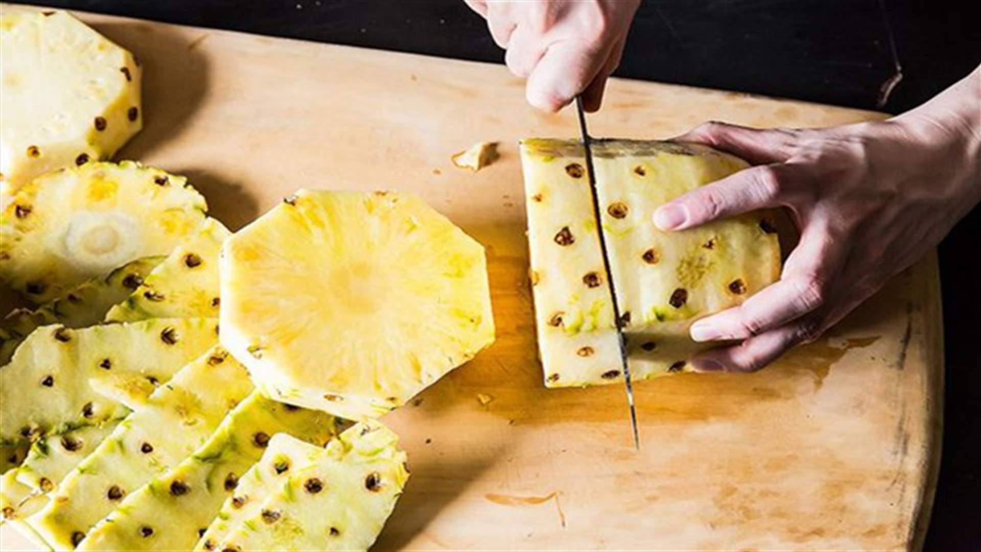 6 Videos That Show Off Crazy Knife Skills