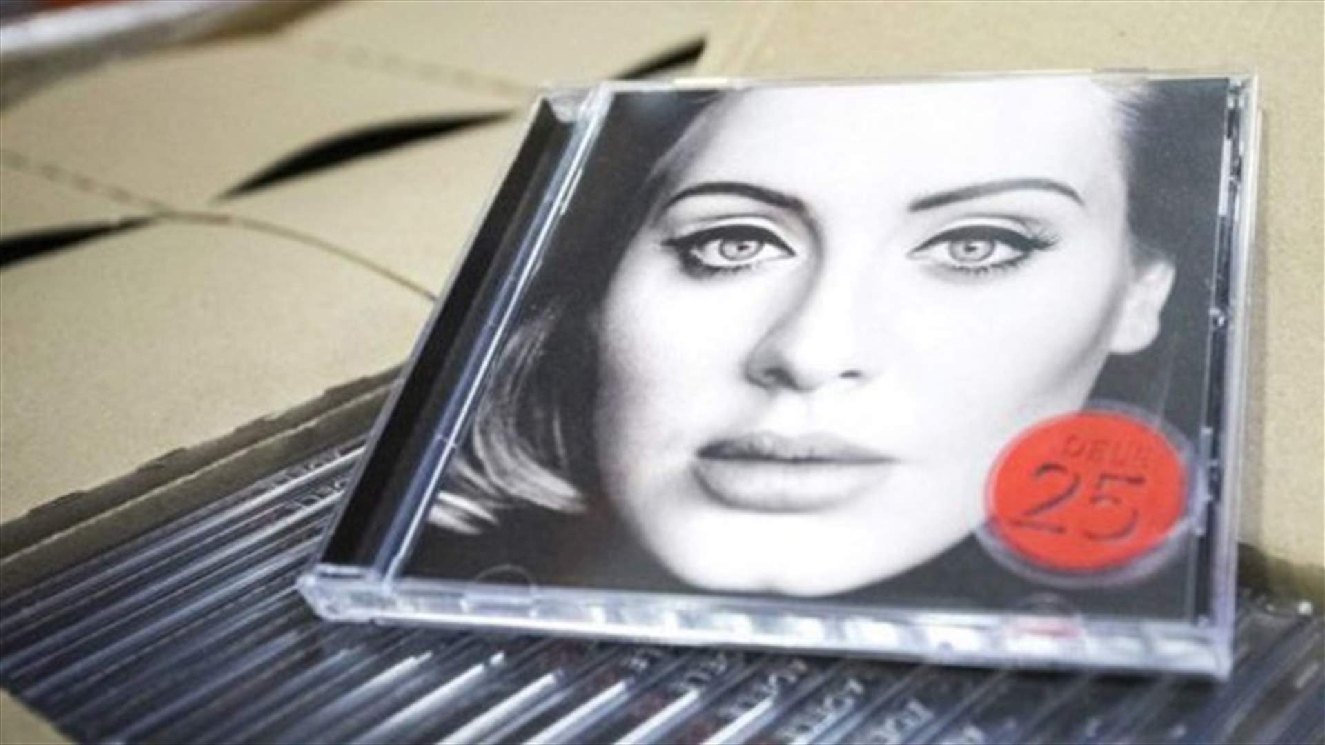 "25"... الأعلى مبيعاً في تاريخ بريطانيا