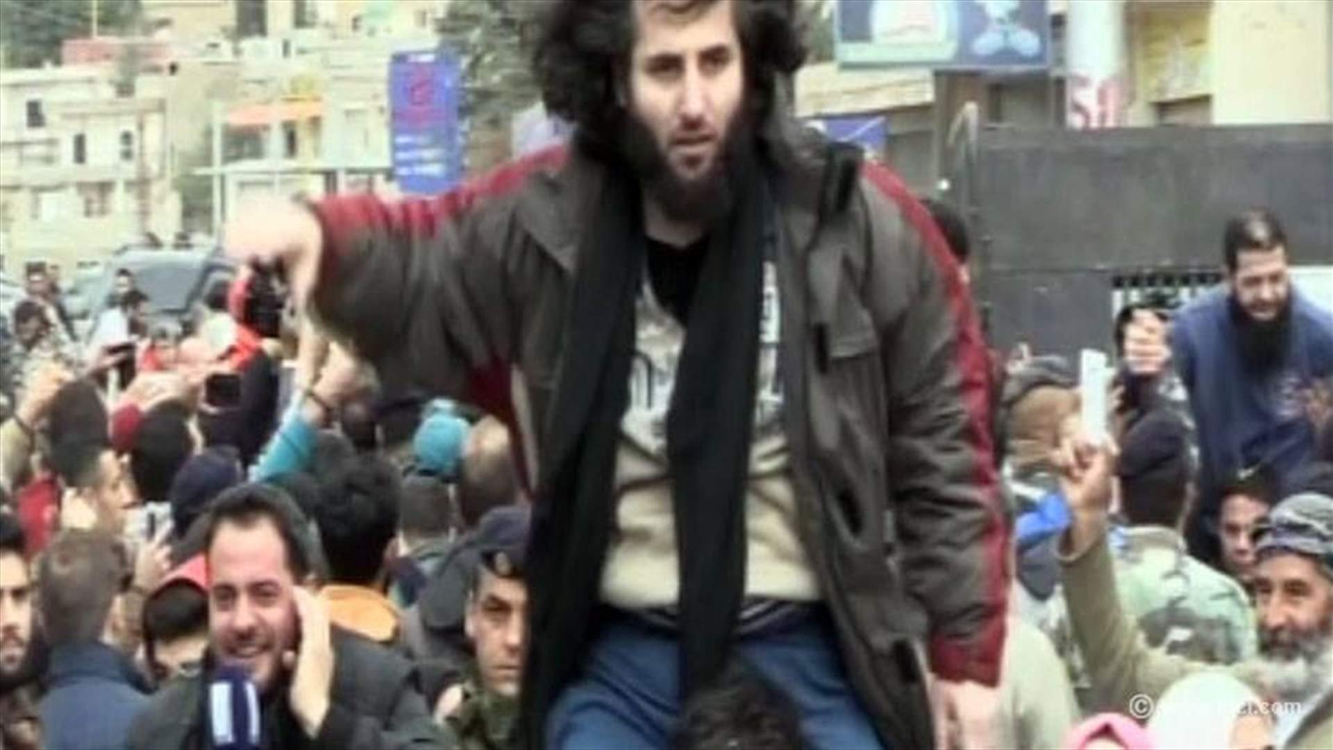 السياسيون يهنئون لبنان بعودة العسكريين
