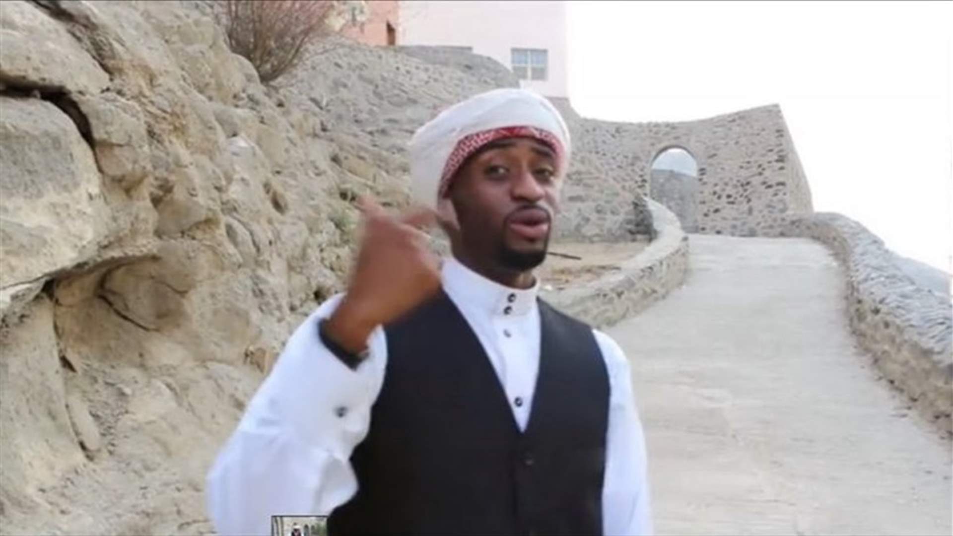 بالفيديو: سعودي يغني الراب لمكّة ويثير الجدل