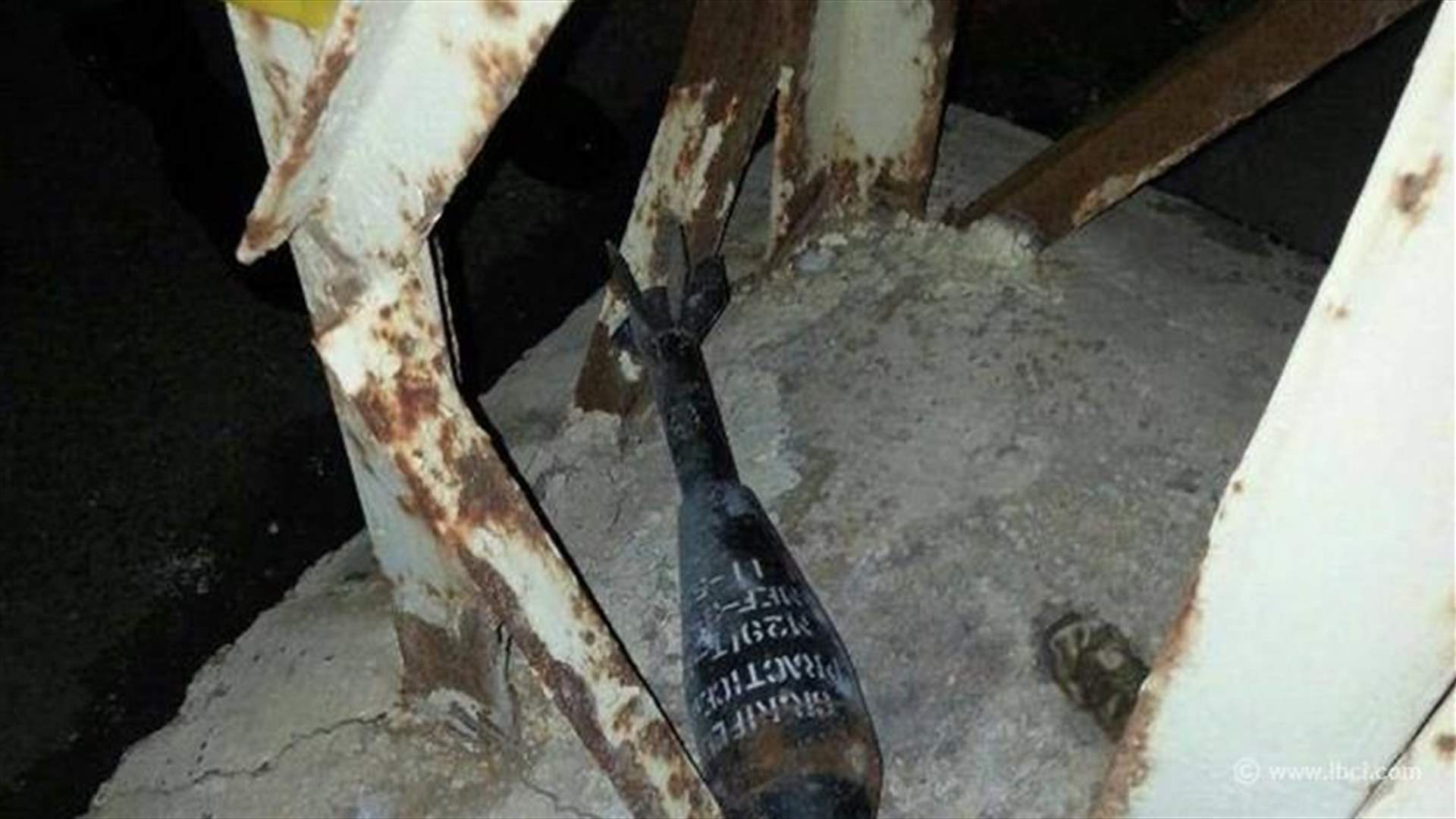 العثور على قذيفة صاروخية في صيدا