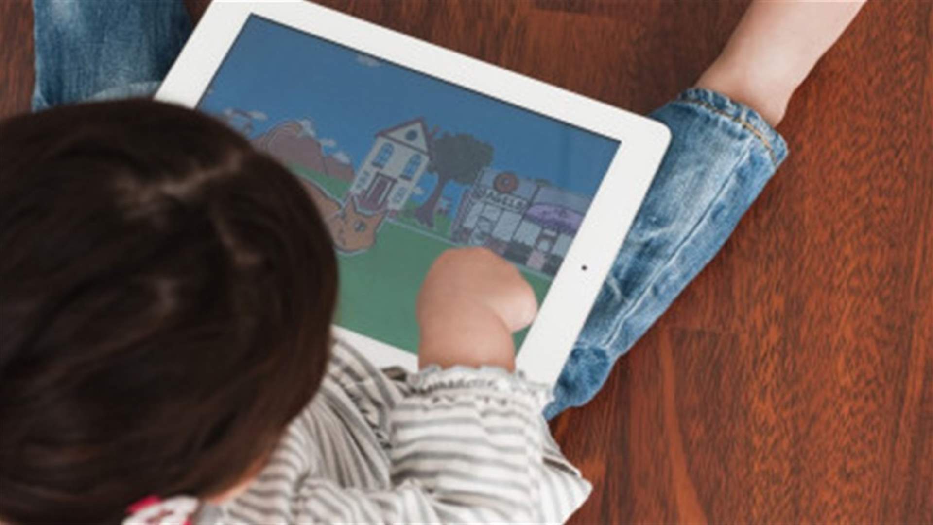 iPad ينمّي مهارات الطفل؟!