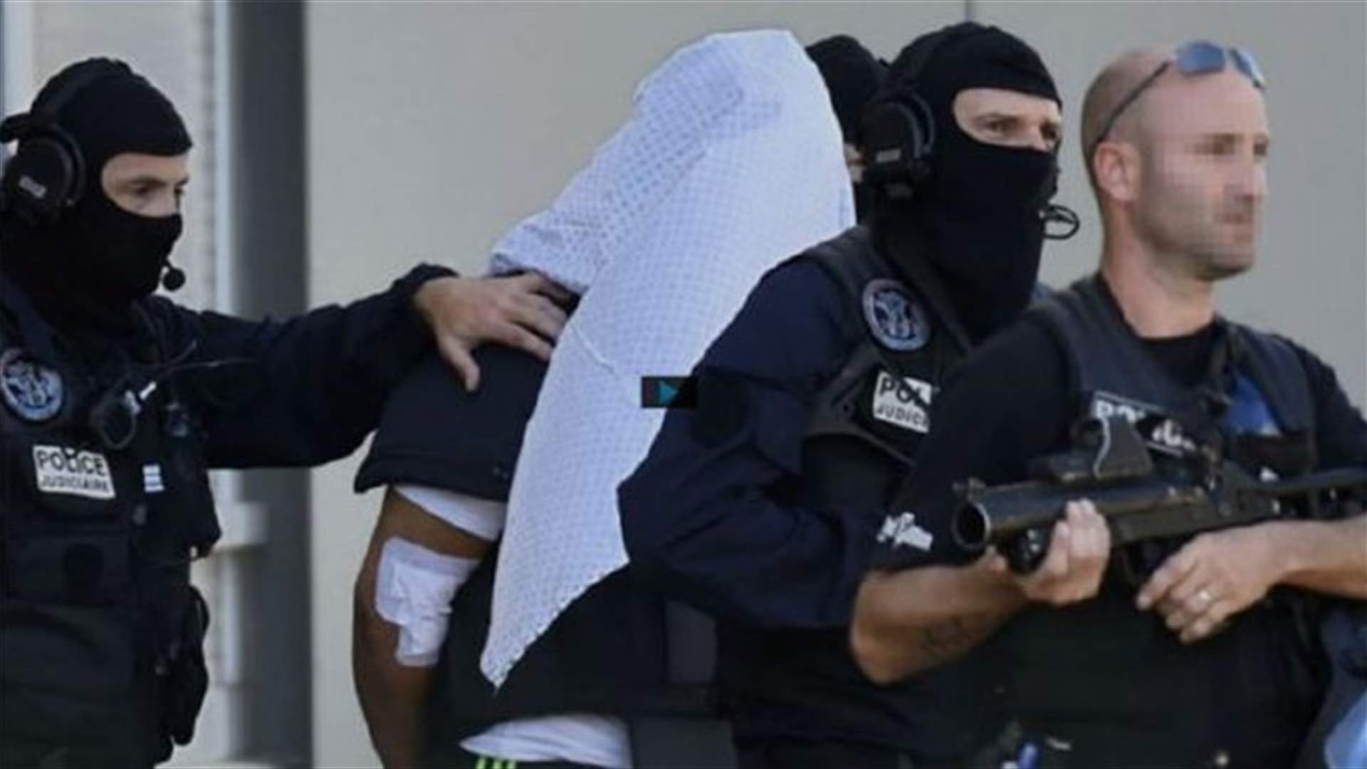 انتحار ياسين صالحي المسجون في فرنسا بتهمة ذبح مديره