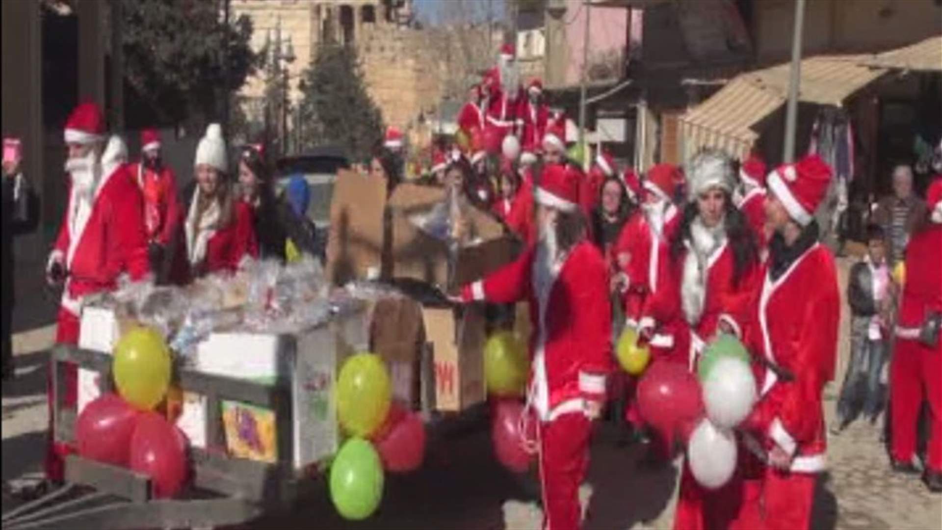 الاحتفالات والنشاطات الميلادية...تابع