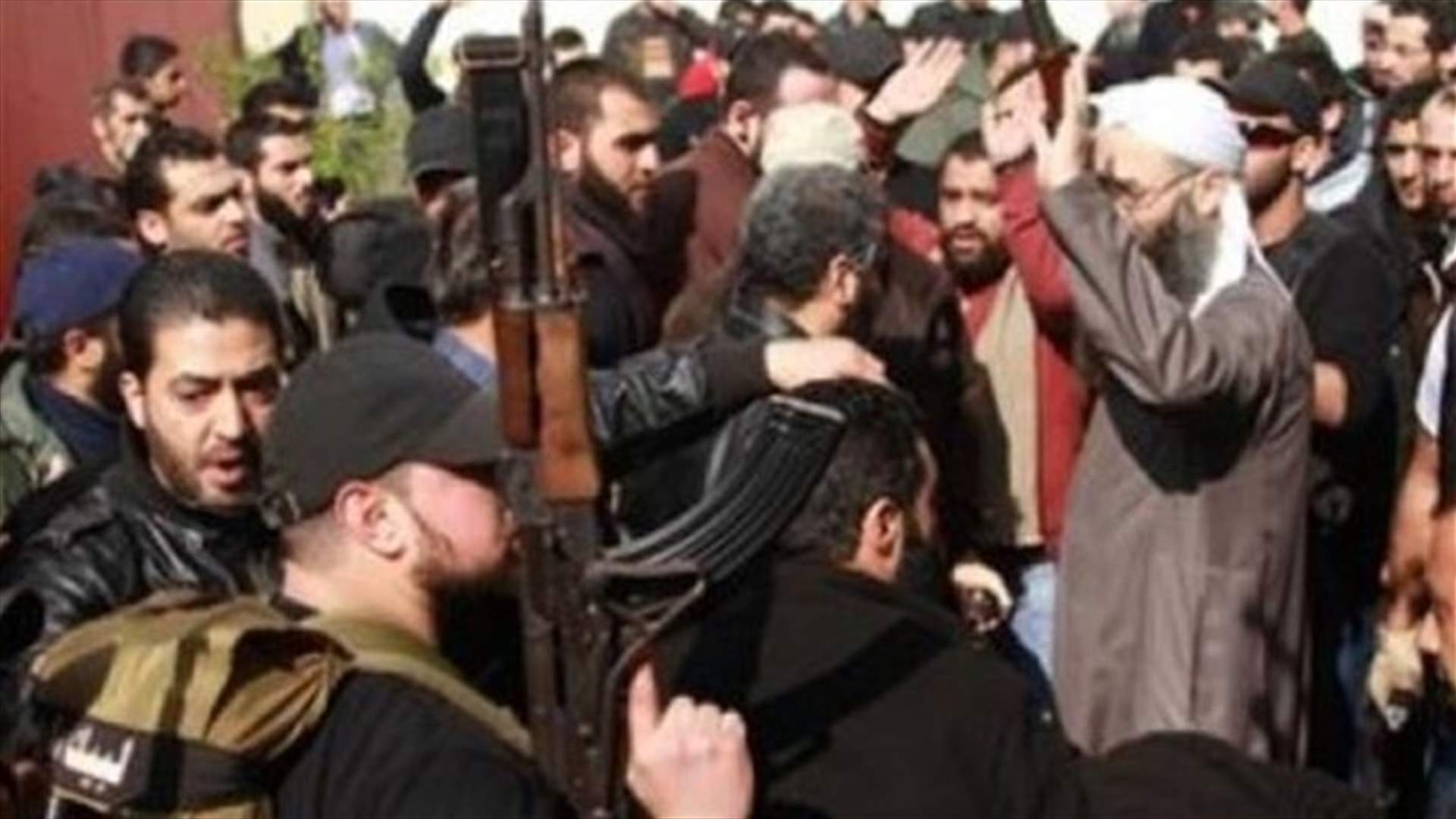 الاخبار: موقوفو عبرا يحتجّون على آمر السجن