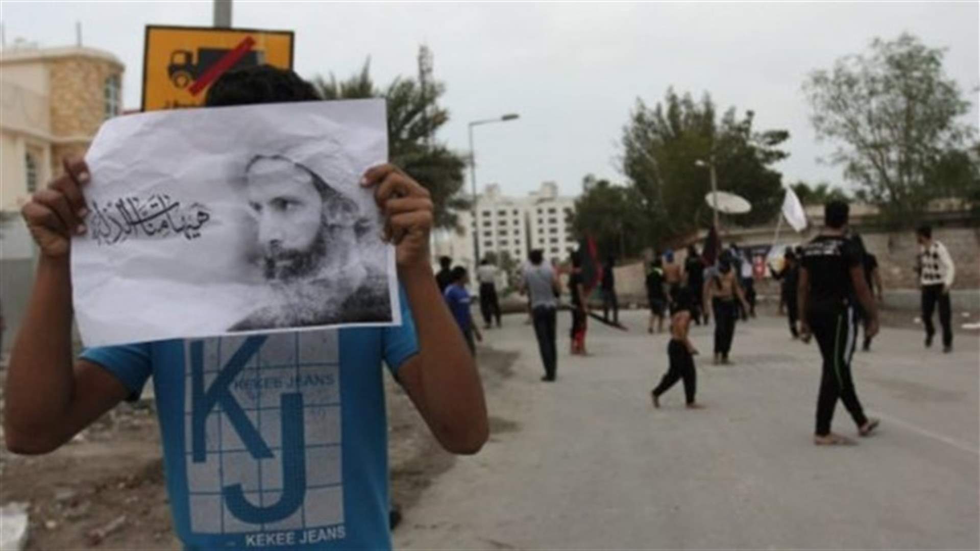 ظريف يدعو السعودية الى الكف عن العمل ضد ايران...والعراق تتوسط