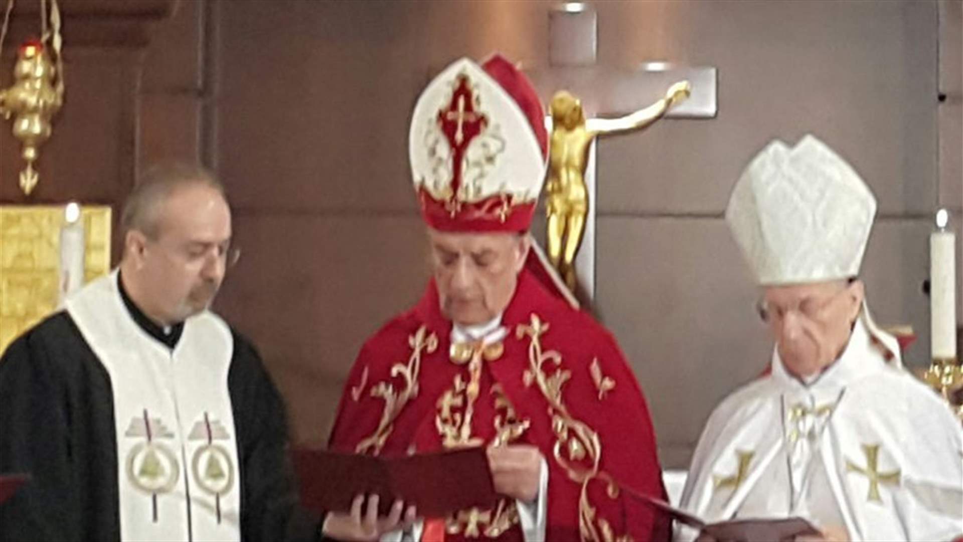 Patriarch Rai says politicians must stop serving personal interests  