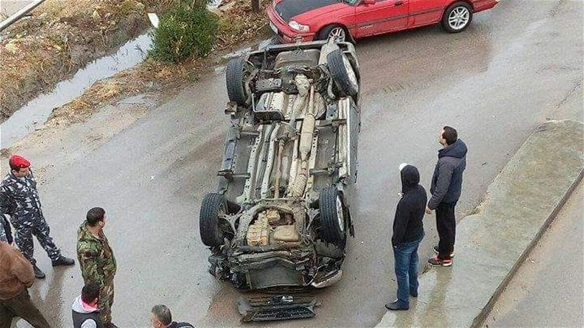 بالصورة...جرحى بحادث مروع تحت جسر الغازية