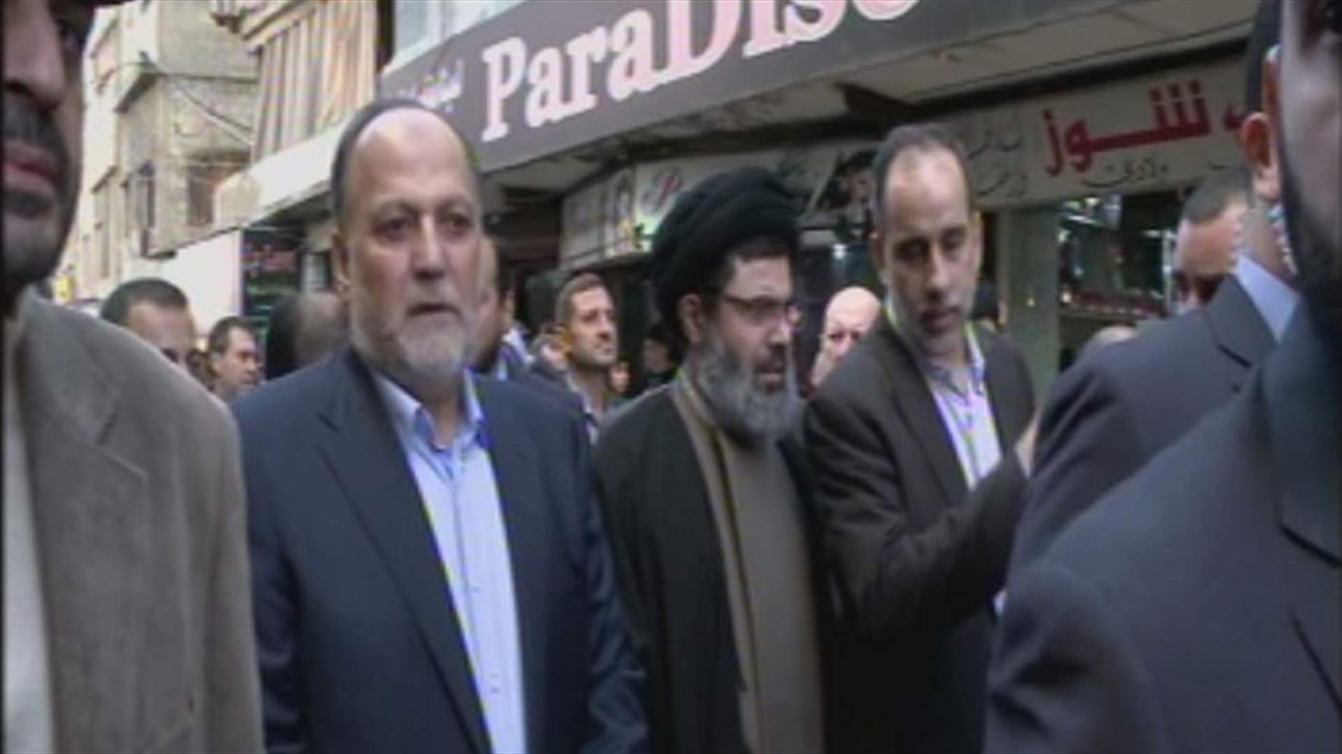صفي الدين وعمار زارا موقع تفجيري برج البراجنة