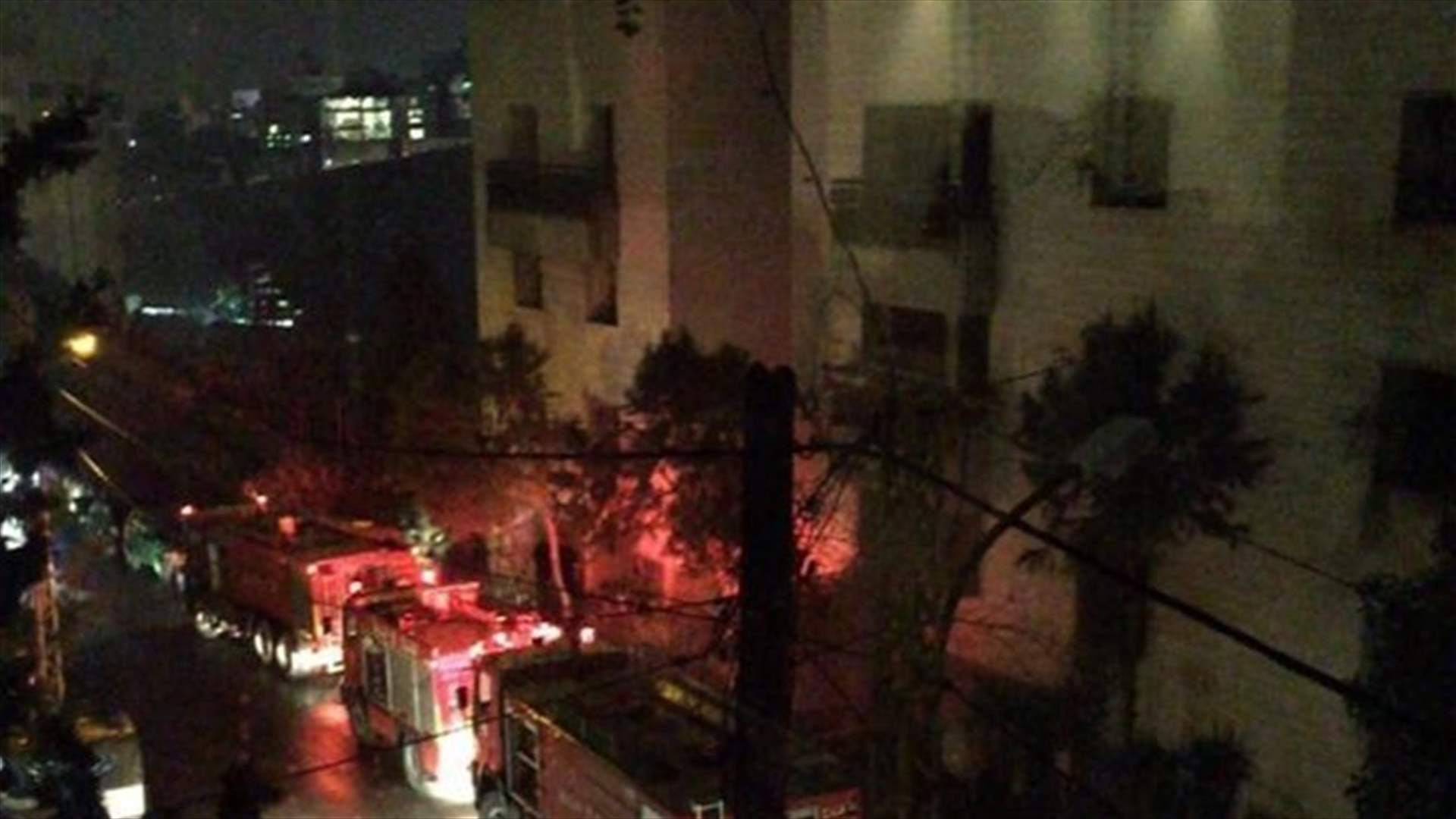 حريق في الحازمية وإصابة عنصر من الدفاع المدني