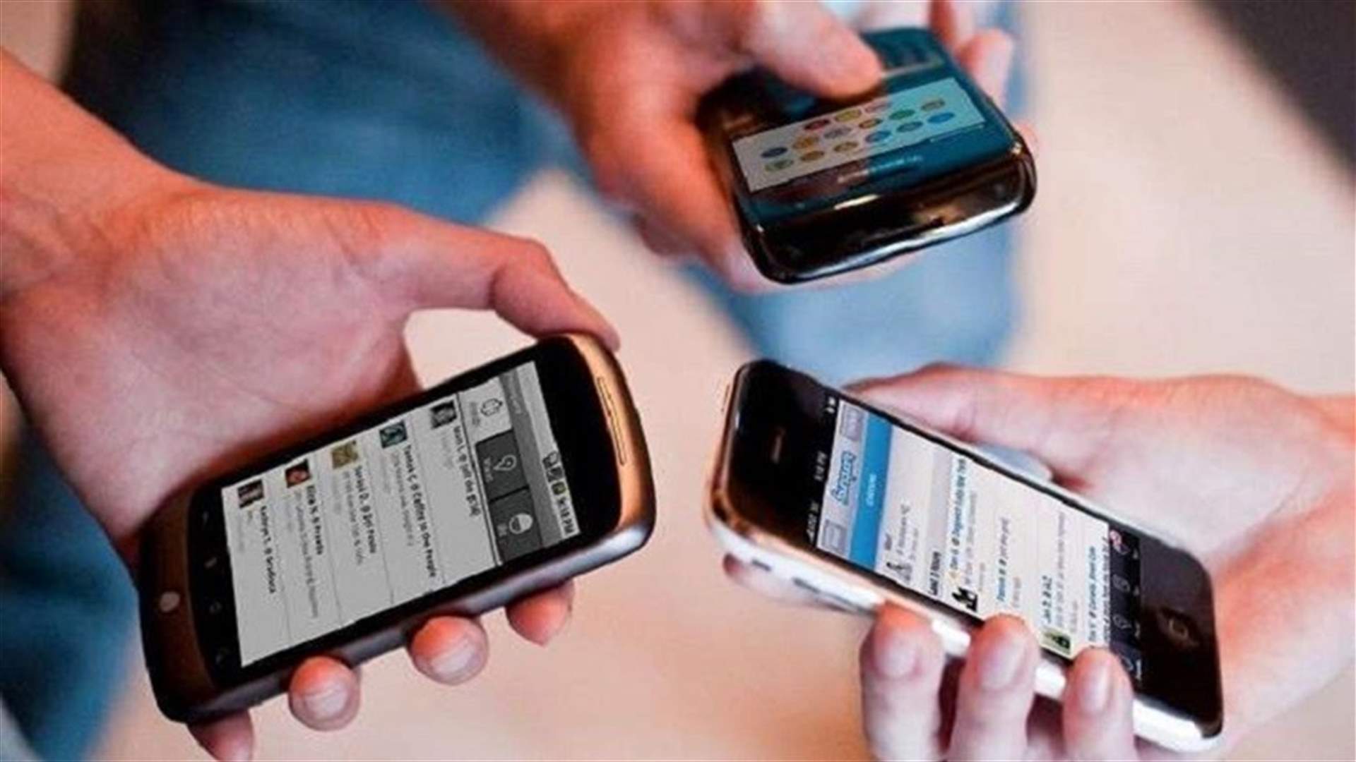 هواتفكم الذكيّة تحتوي على كميّة صادمة من البكتيريا