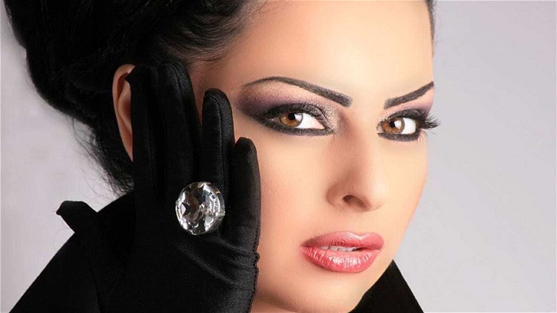 ديانا كرزون تهزّ مواقع التواصل.. وتنعي فناناً حيّاً!