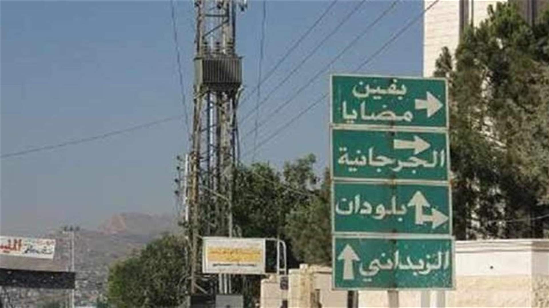 عيادة نقالة في طريقها الى مضايا