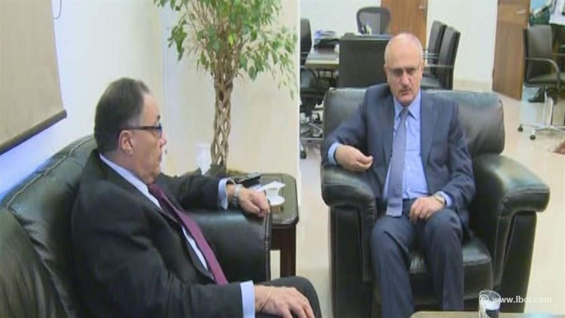Minister Hassan Khalil meets with World Bank’s vice president, discusses joint projects