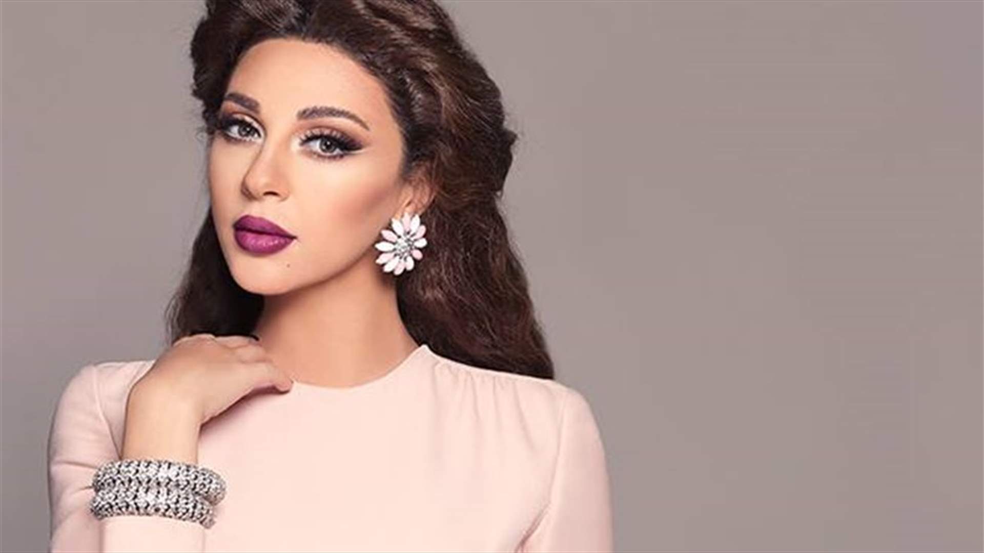 ميريام فارس تنشر صورة بطنها في الفترة الأخيرة من حملها