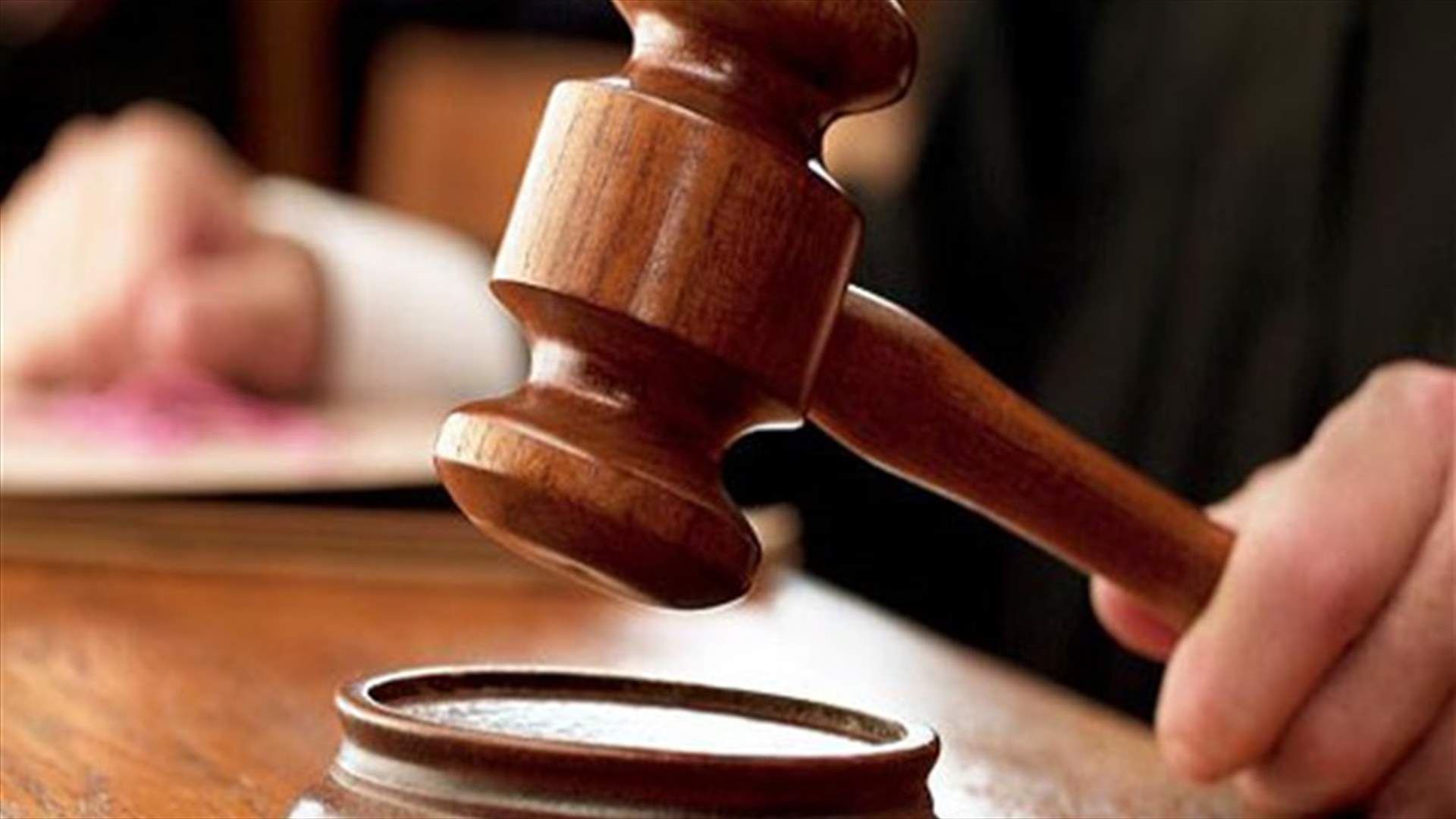 من ازدراء الأديان الى الفجور.. مشاهير عرب في قبضة القضاء