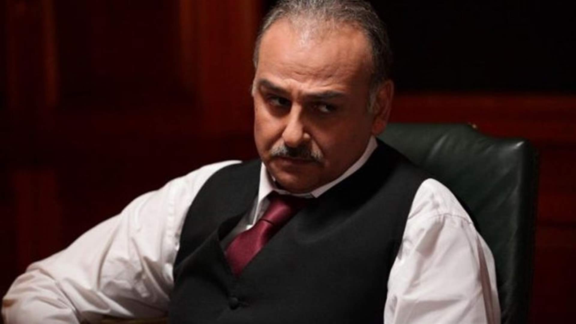 بالفيديو: جمال سليمان يضرب ممثلة مصريّة على الهواء