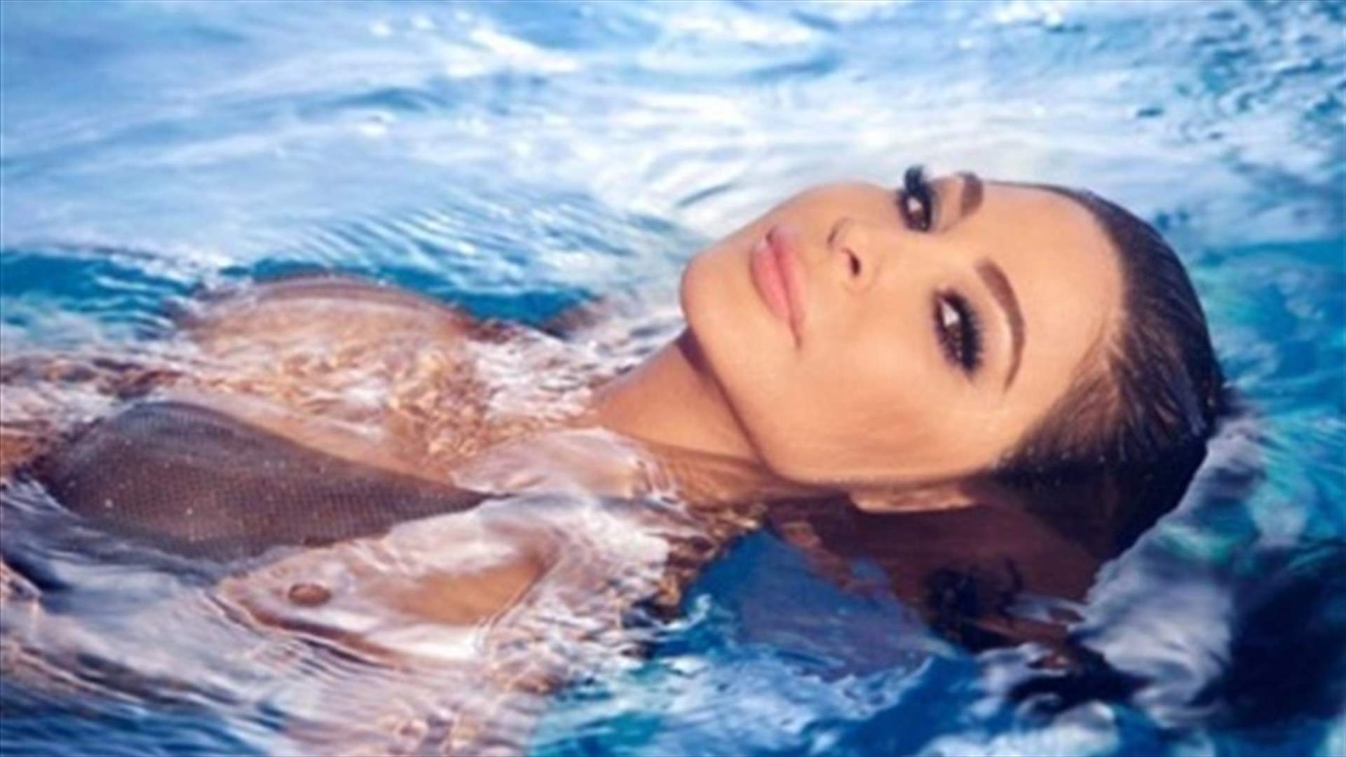 بالصورة: بعد حوض السباحة.. اليسا ترتدي الفستان الأبيض