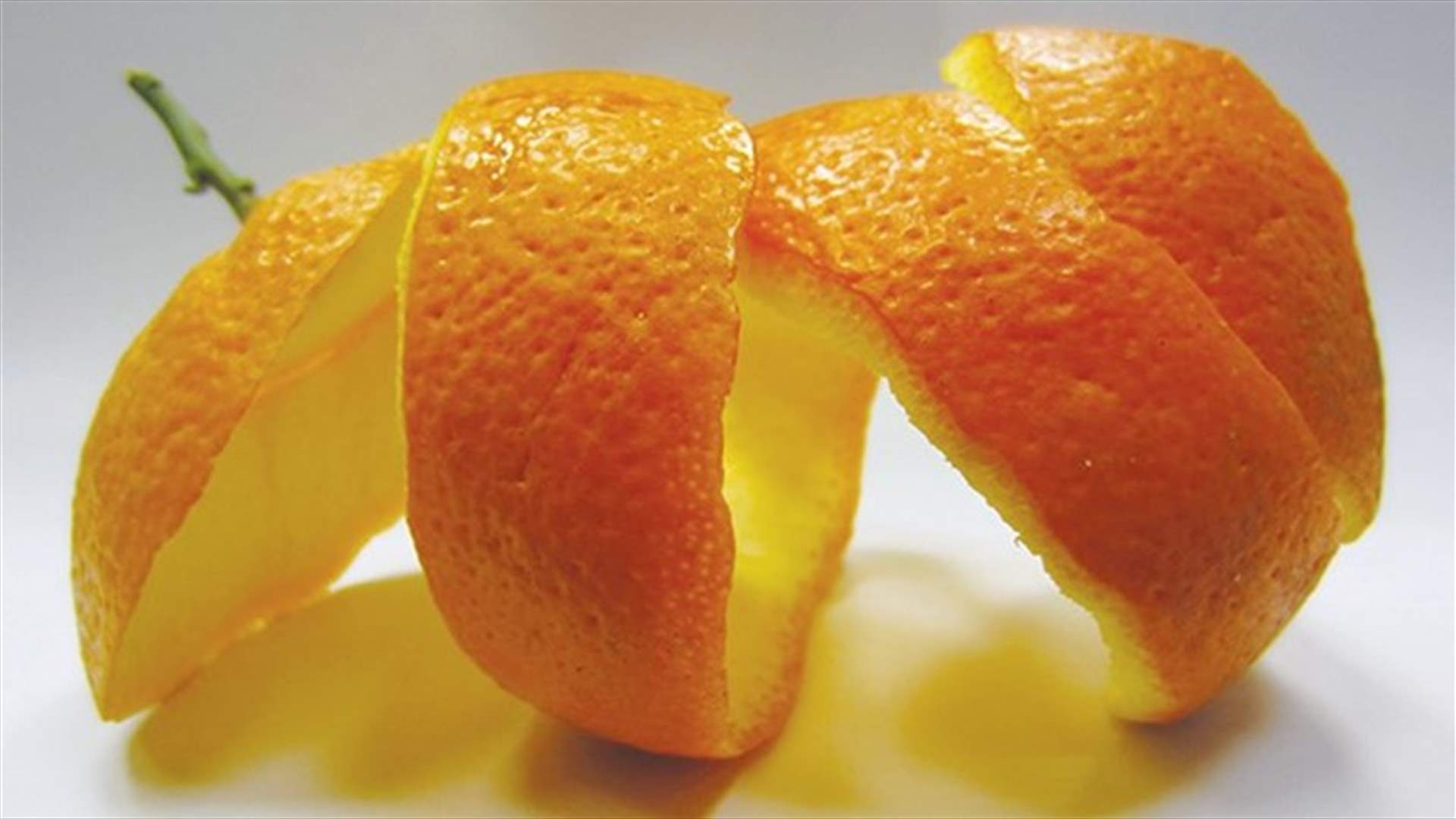 فائدة مهمّة لقشور البرتقال ستمنعكِ من رميها