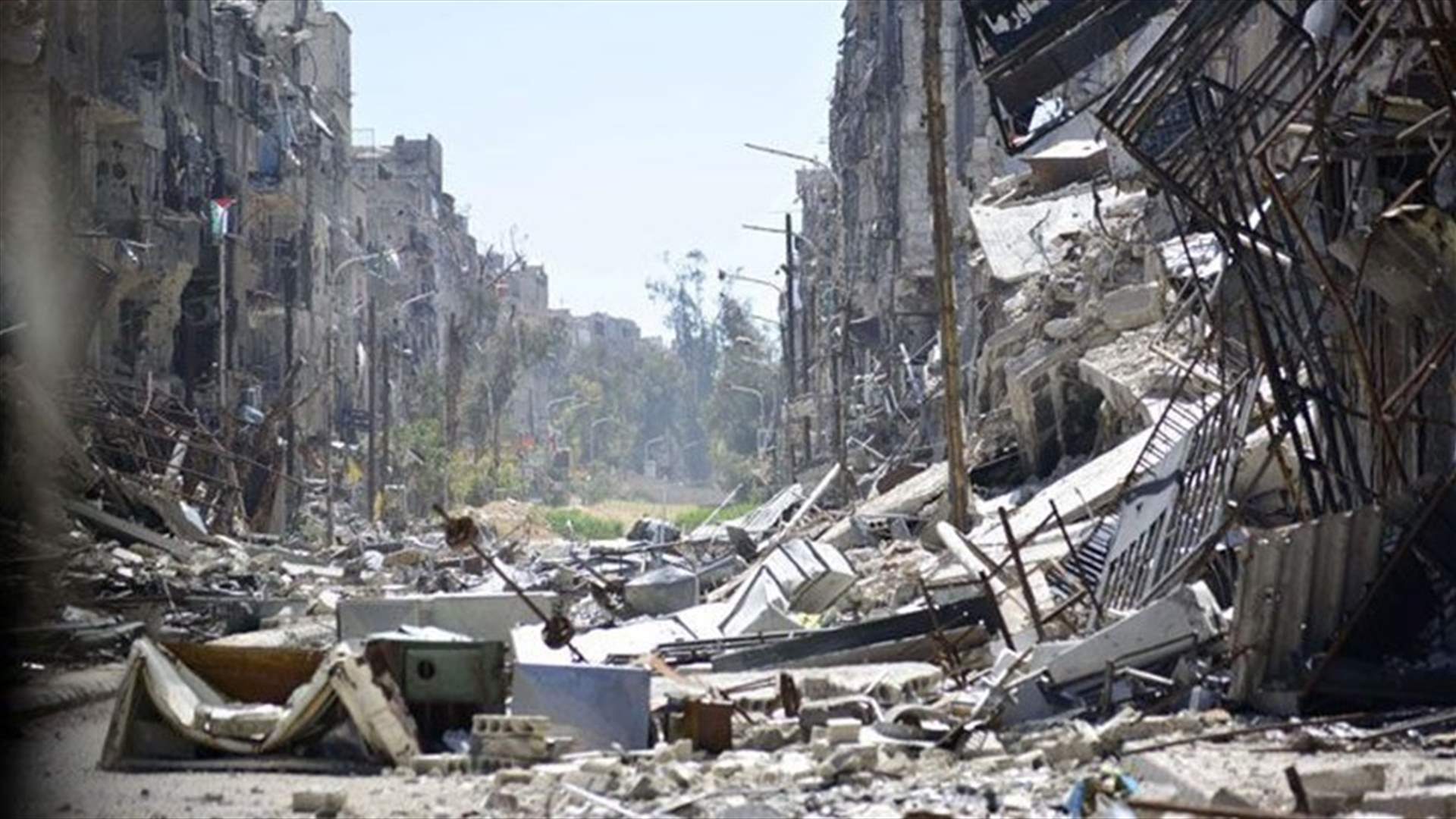  Thousands flee as Russian-backed offensive threatens to besiege Aleppo