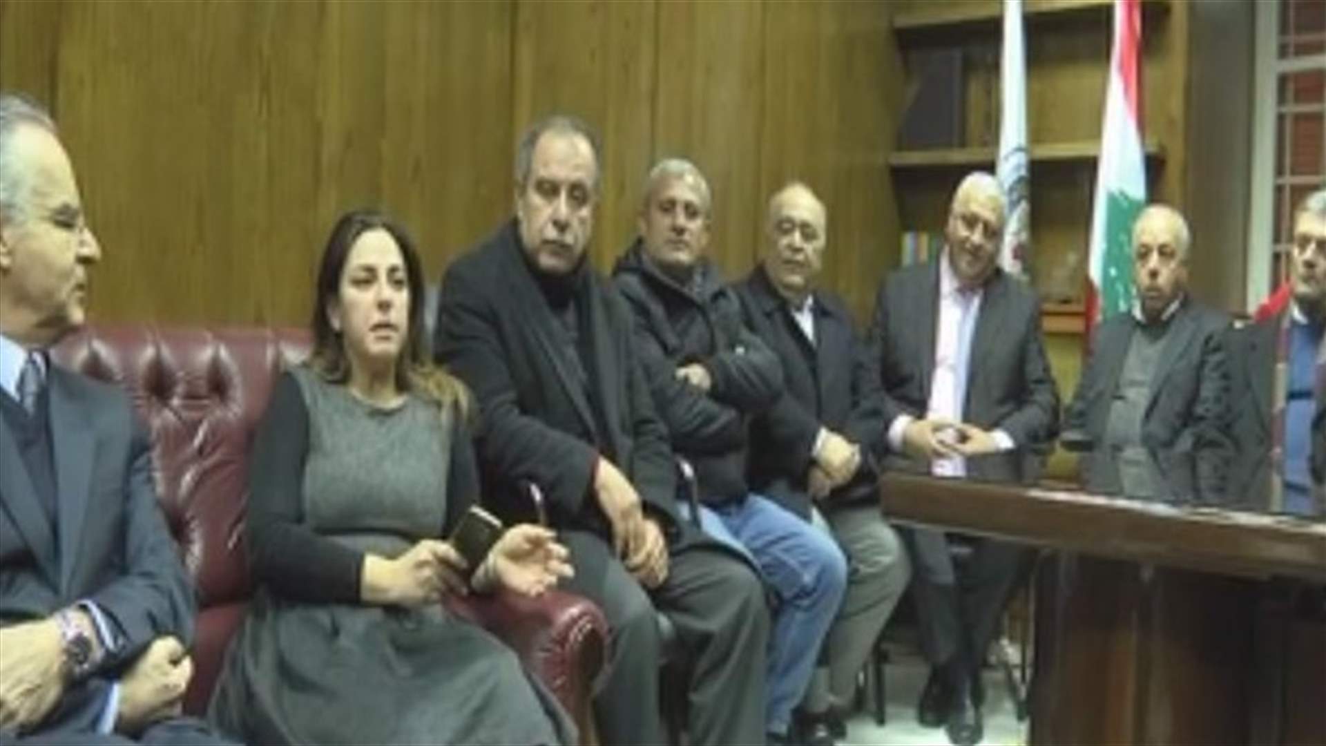 عدوان في بيت الدين استنكاراً للاعتداء على قائممقامية الشوف