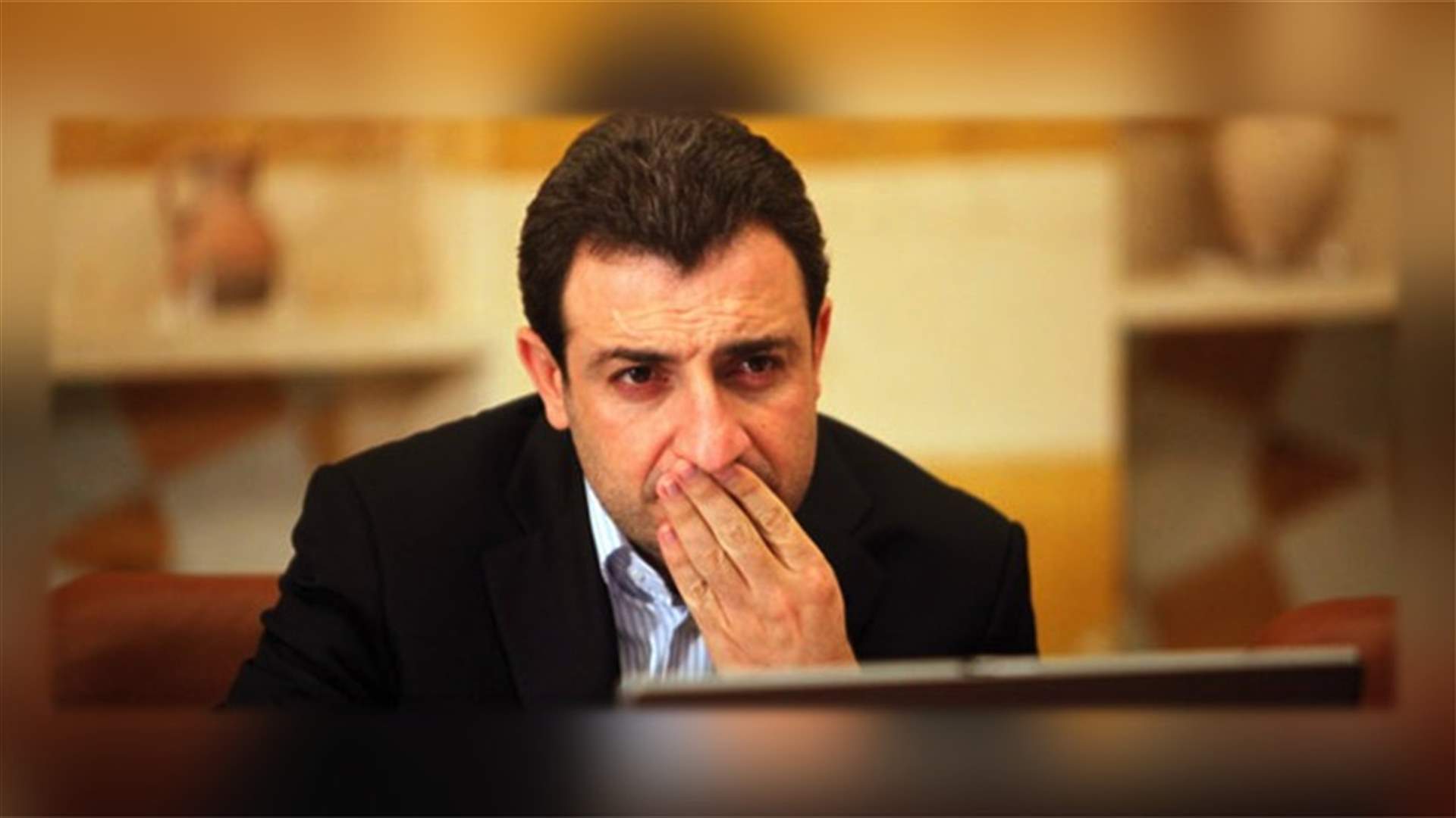 إحالة طبيب الى النيابة العامة المالية وتوقيفه عن العمل