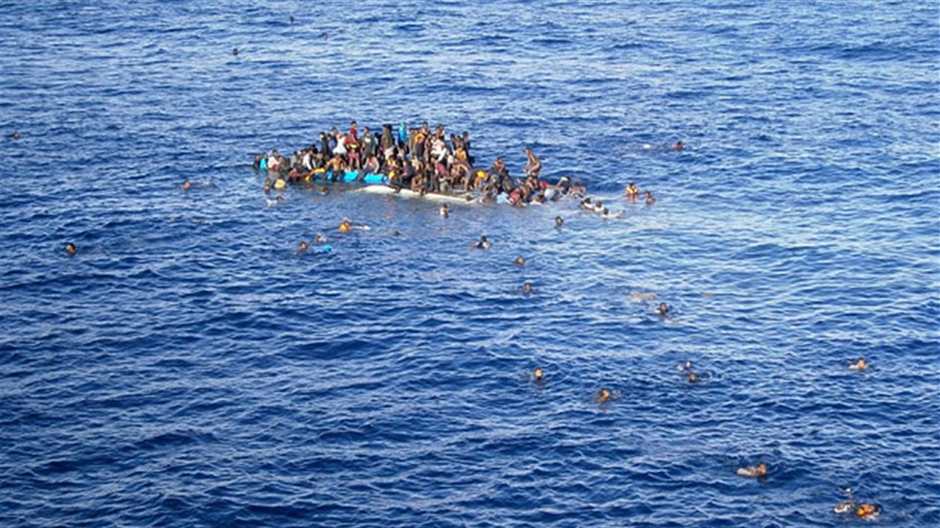 Migrants&#39; boat capsizes off Turkish coast, 22 drown - coast guard