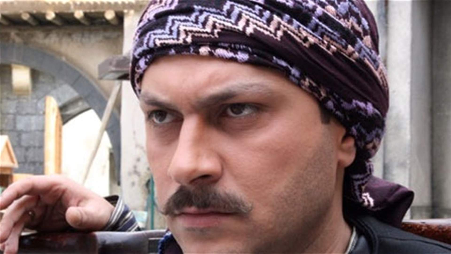 "معتزّ" خارج "باب الحارة".. اليكم السبب!