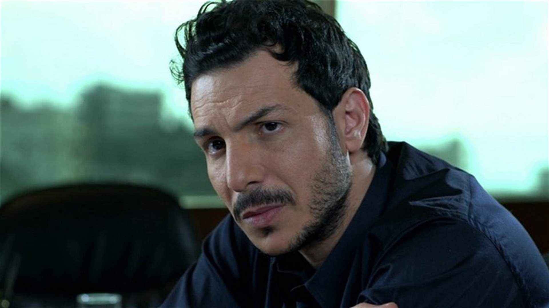 شقيق باسل خياط نسخة طبق الأصل عنه