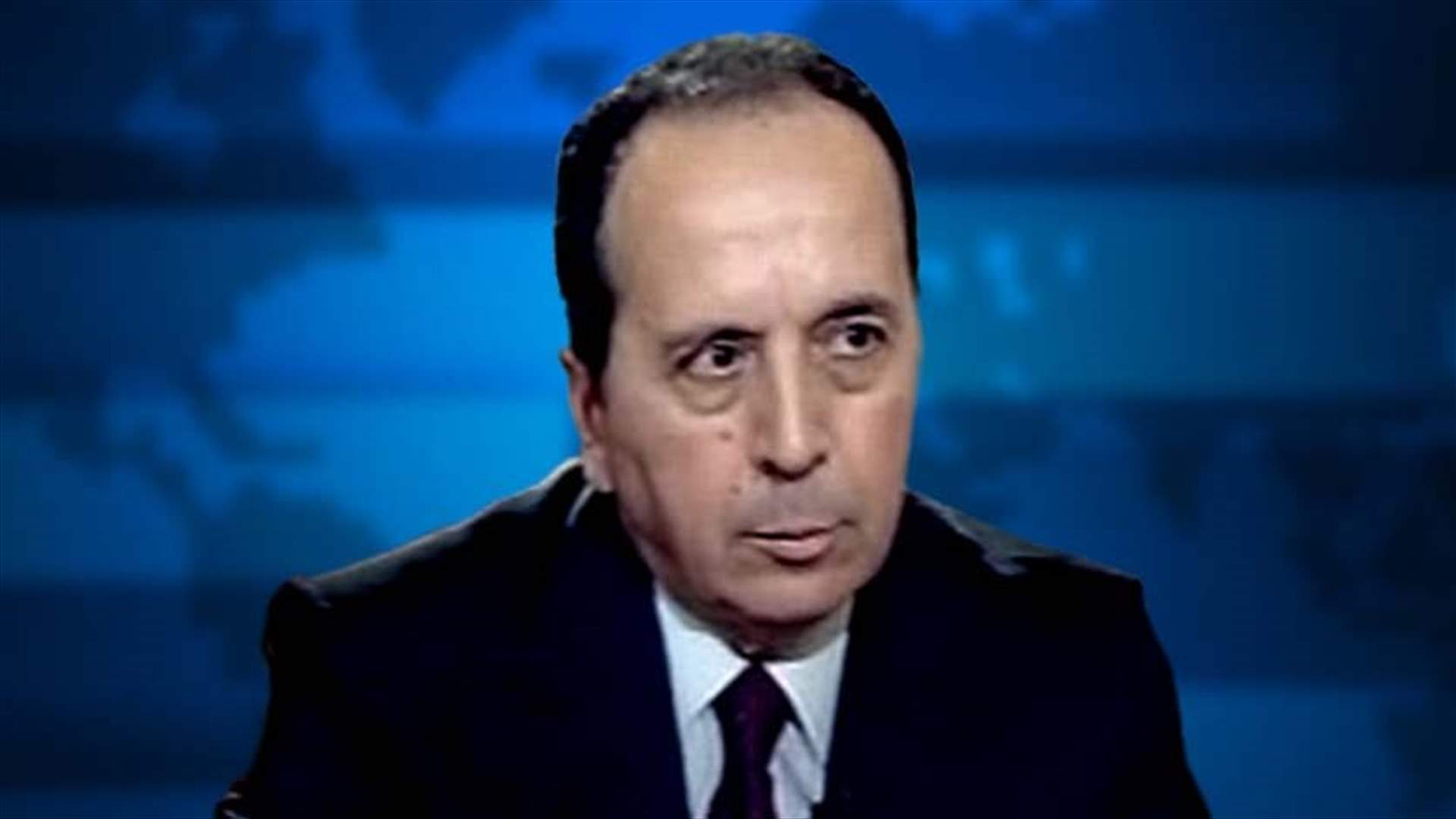 جميل السيد: رد الحريري على ريفي يعني "يَللّي بيعَوِّي ما بِيعَضّ"