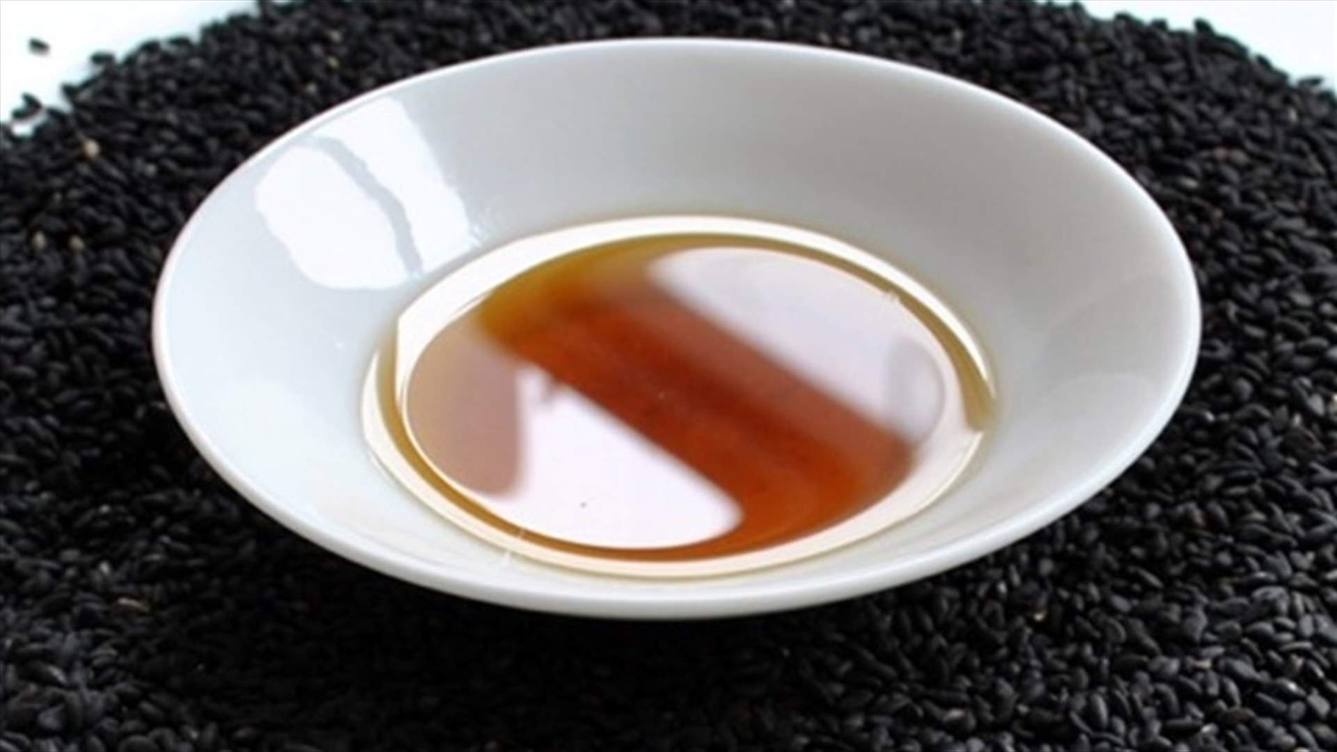 فوائد زيت حبّة البركة على البشرة 