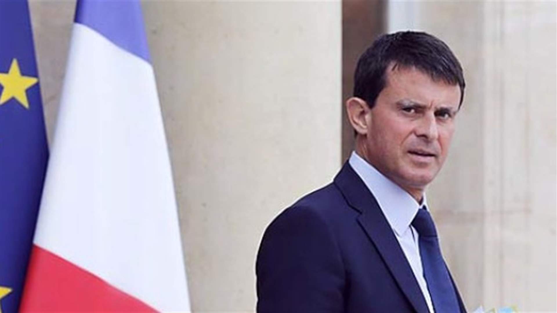 French PM says Russia must stop bombing of civilians in Syria