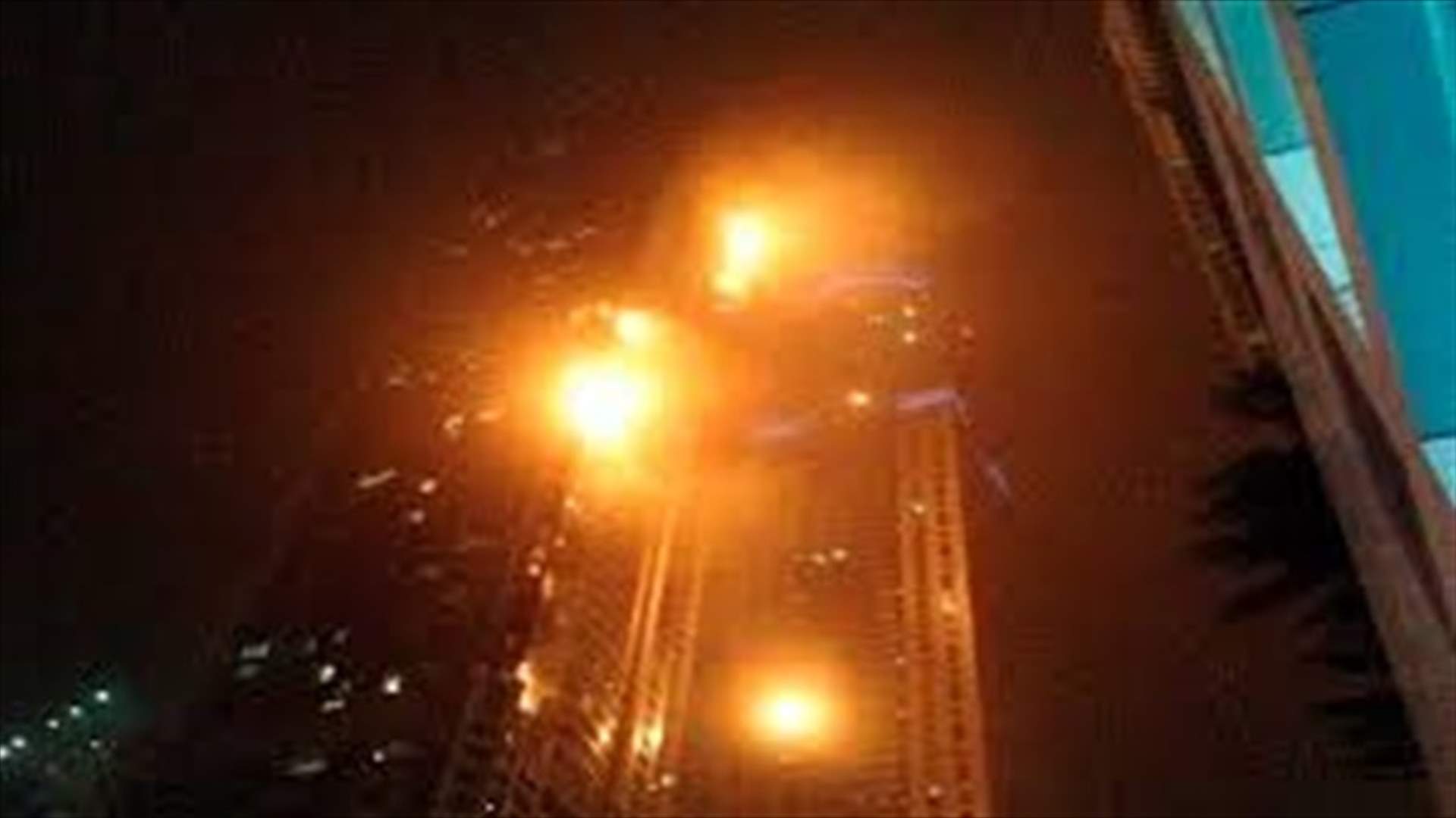حريق في موقع بناء أطول برج في آسيا الوسطى 