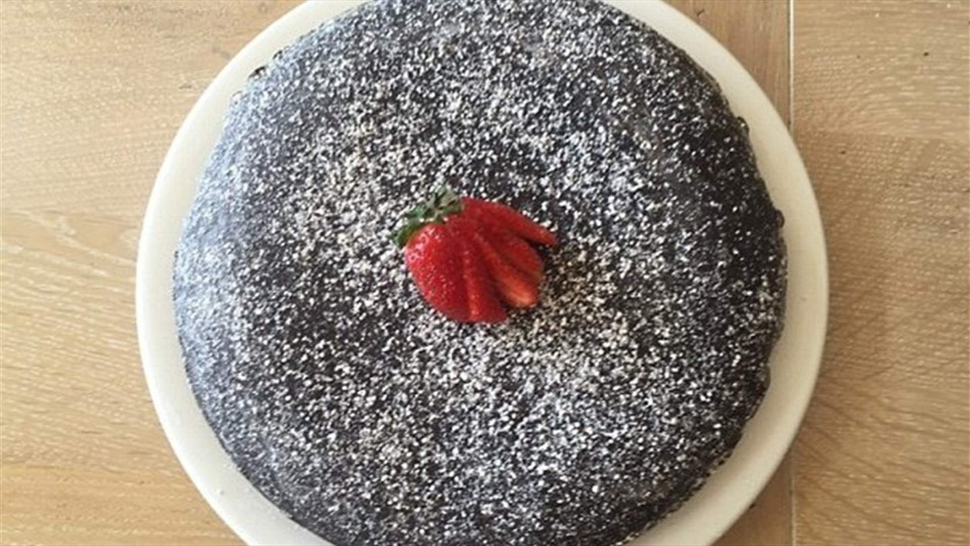 [PHOTOS &VIDEO] Chocolate Cake Made with No Diary or Eggs 