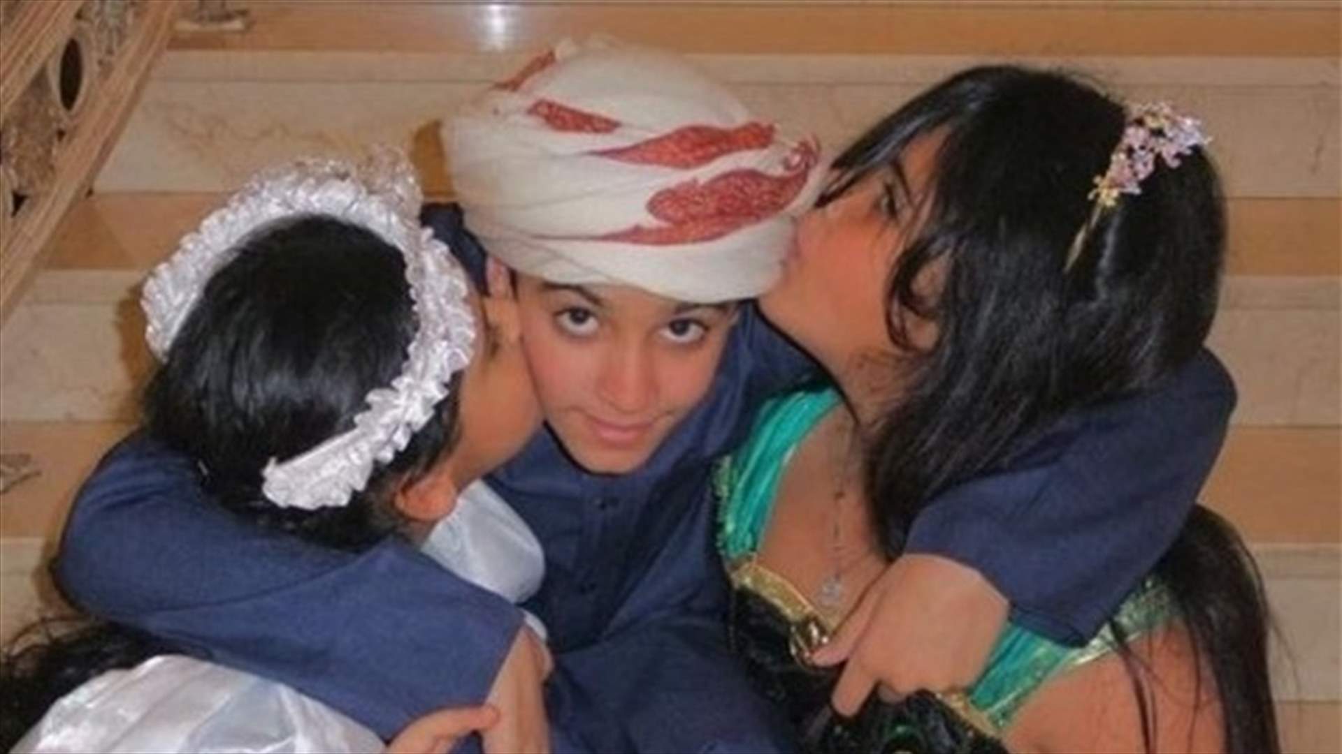 صورة لولو وفاطمة.. هل تشبهان والدتهما الفنانة؟