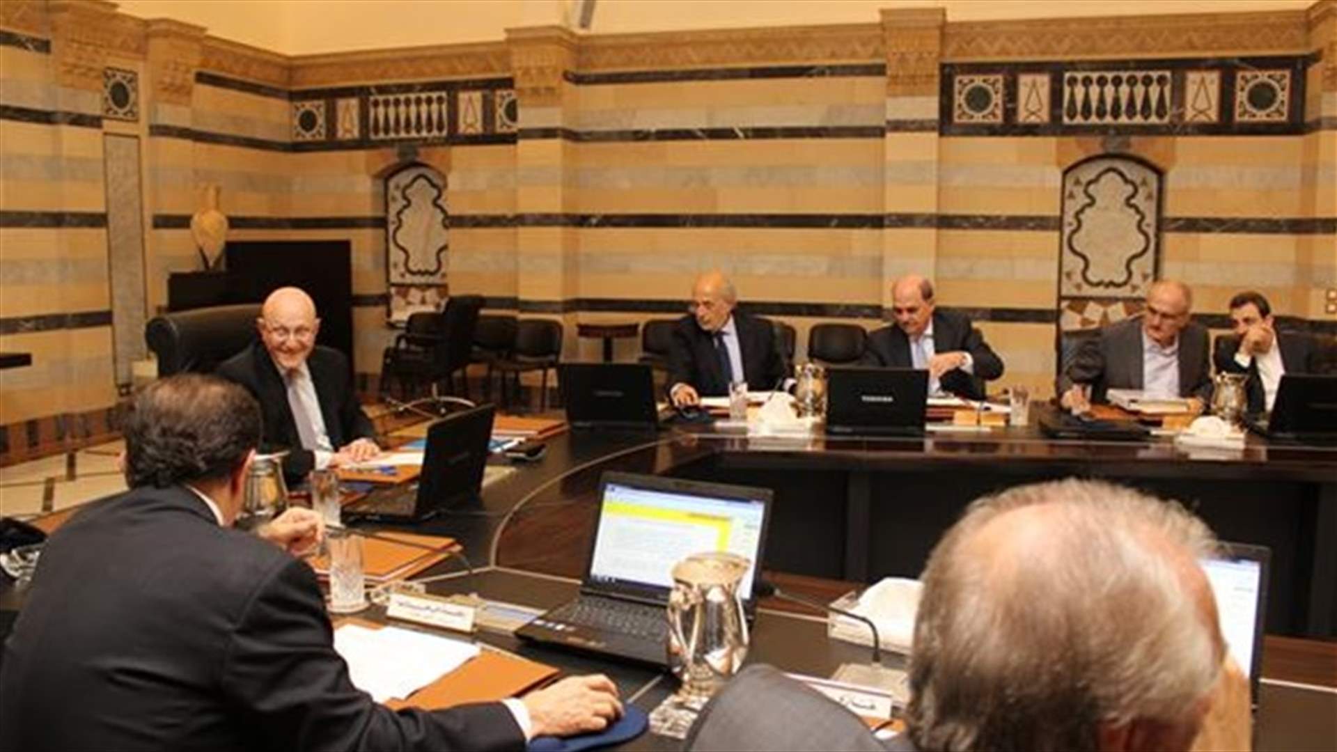 جلسة استثنائية غدا لمجلس الوزراء 