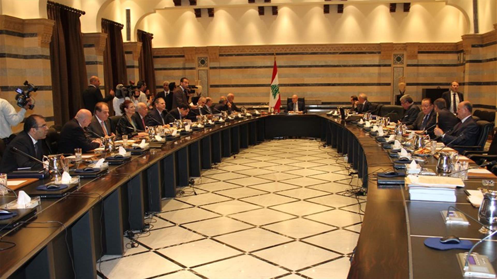 جلسة اليوم... بين الإنفجار والنزهة!